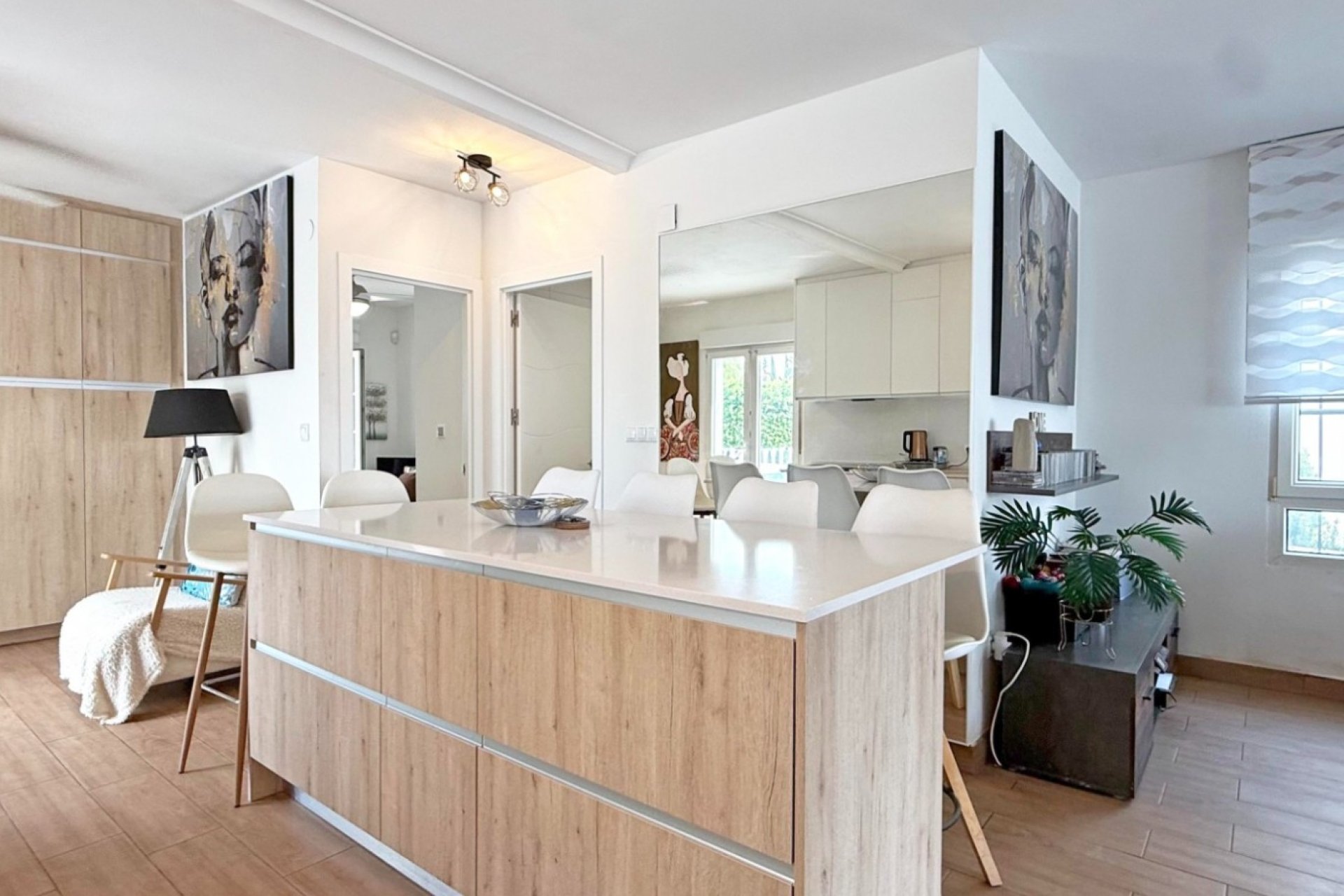 Resale - Villa * - Orihuela Costa * - Villamartín * 