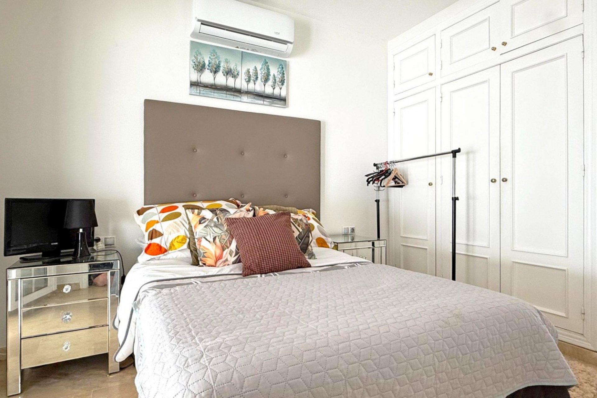 Resale - Villa * - Orihuela Costa * - Villamartín * 