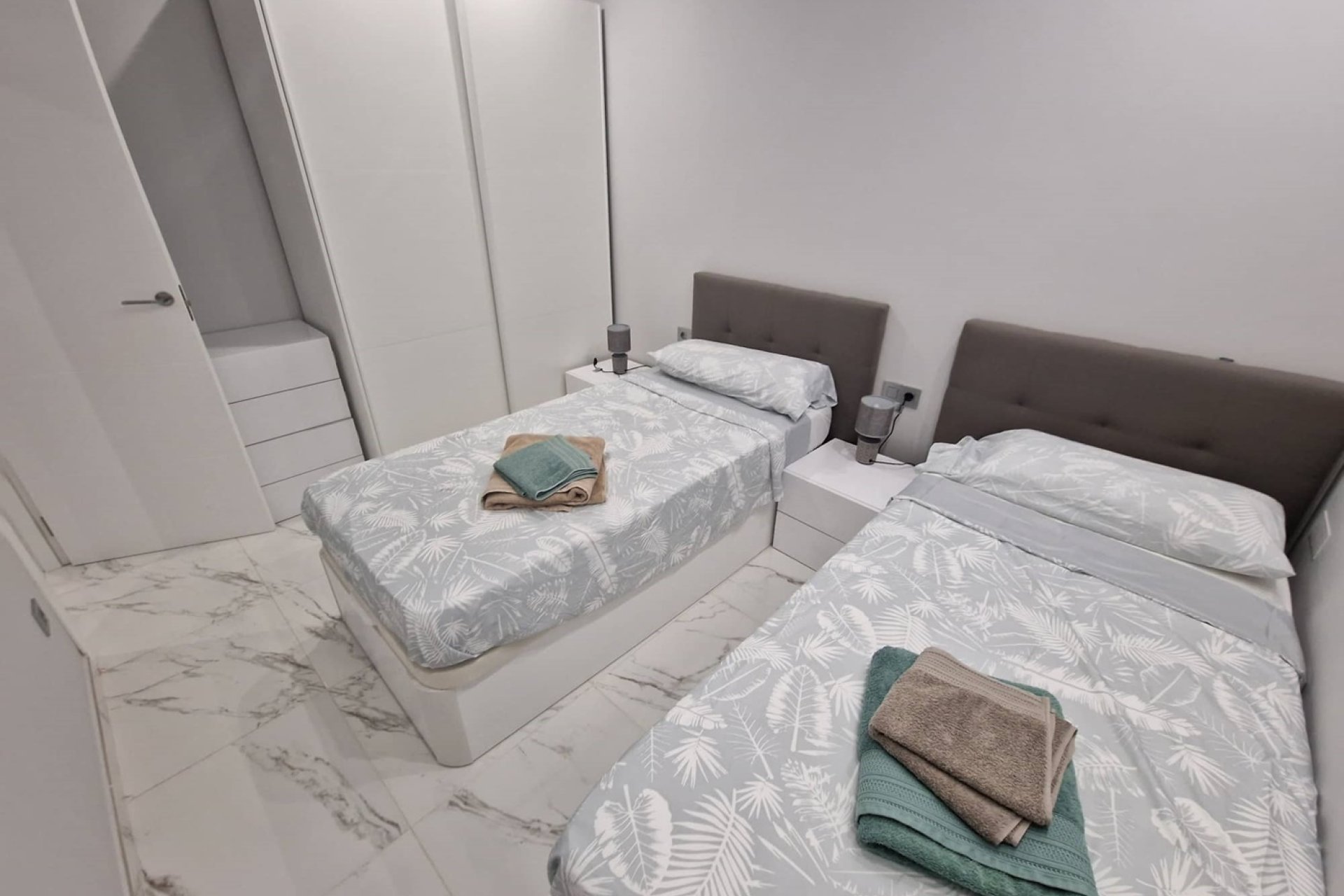 Resale - Villa * - Orihuela Costa * - Villamartín * 