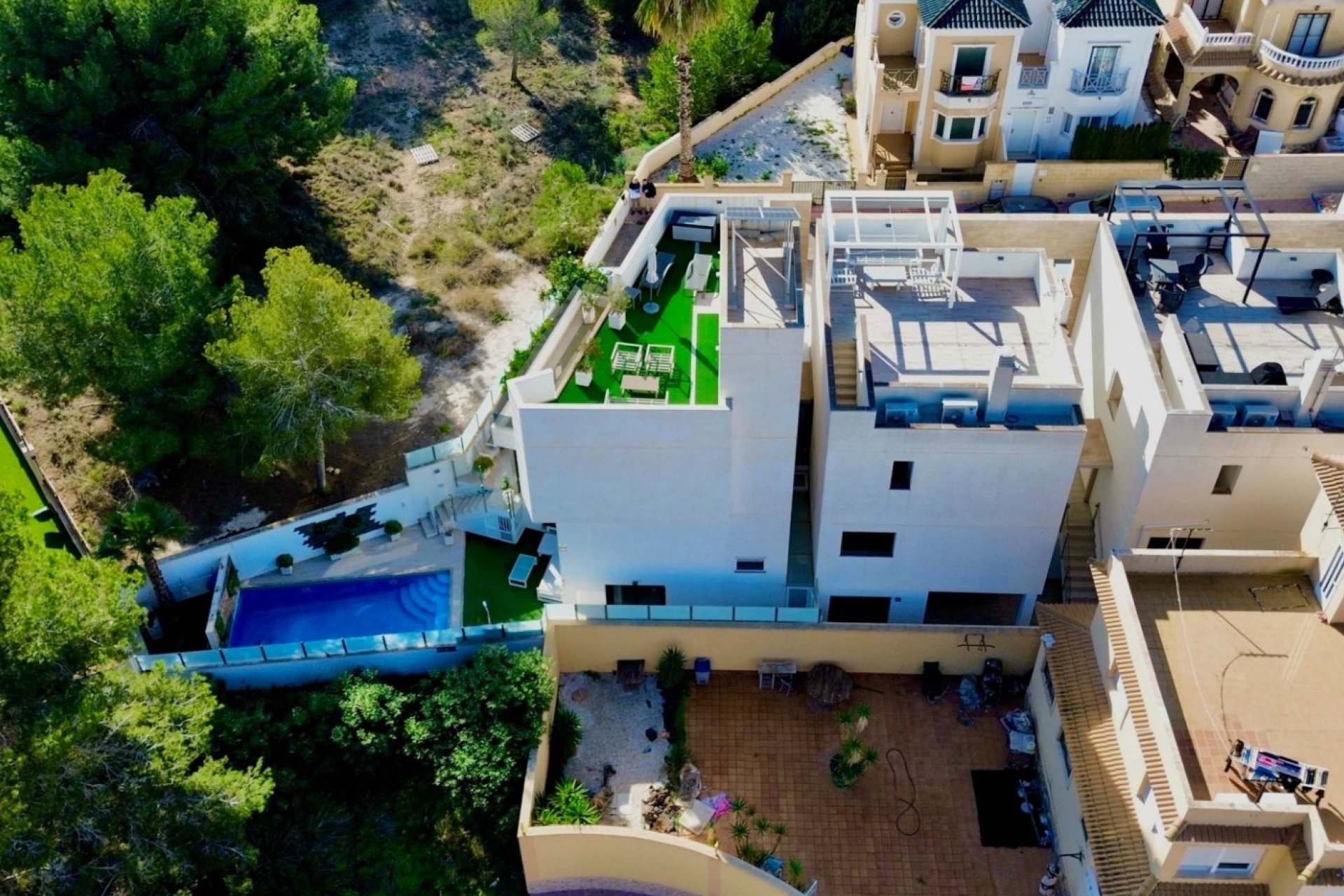 Resale - Villa * - Orihuela Costa * - Villamartín * 