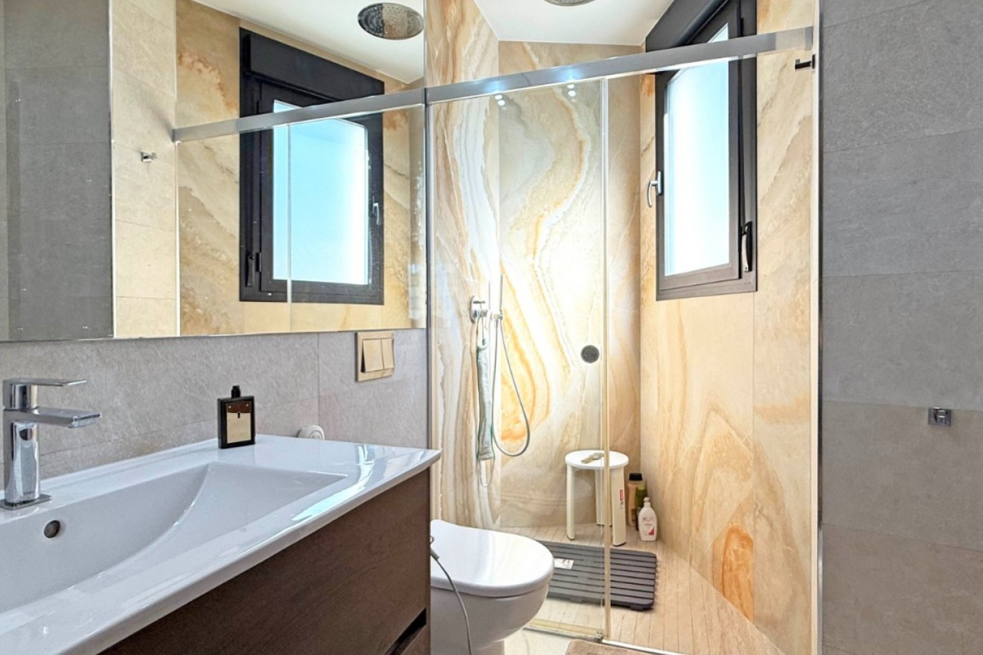 Resale - Villa * - Orihuela Costa * - Villamartín * 