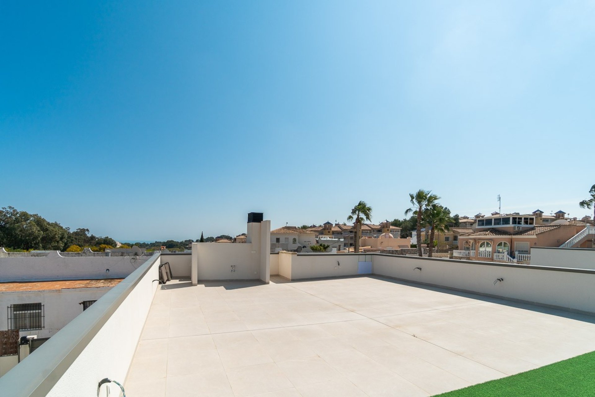 Resale - Villa * - Orihuela Costa * - Villamartín * 
