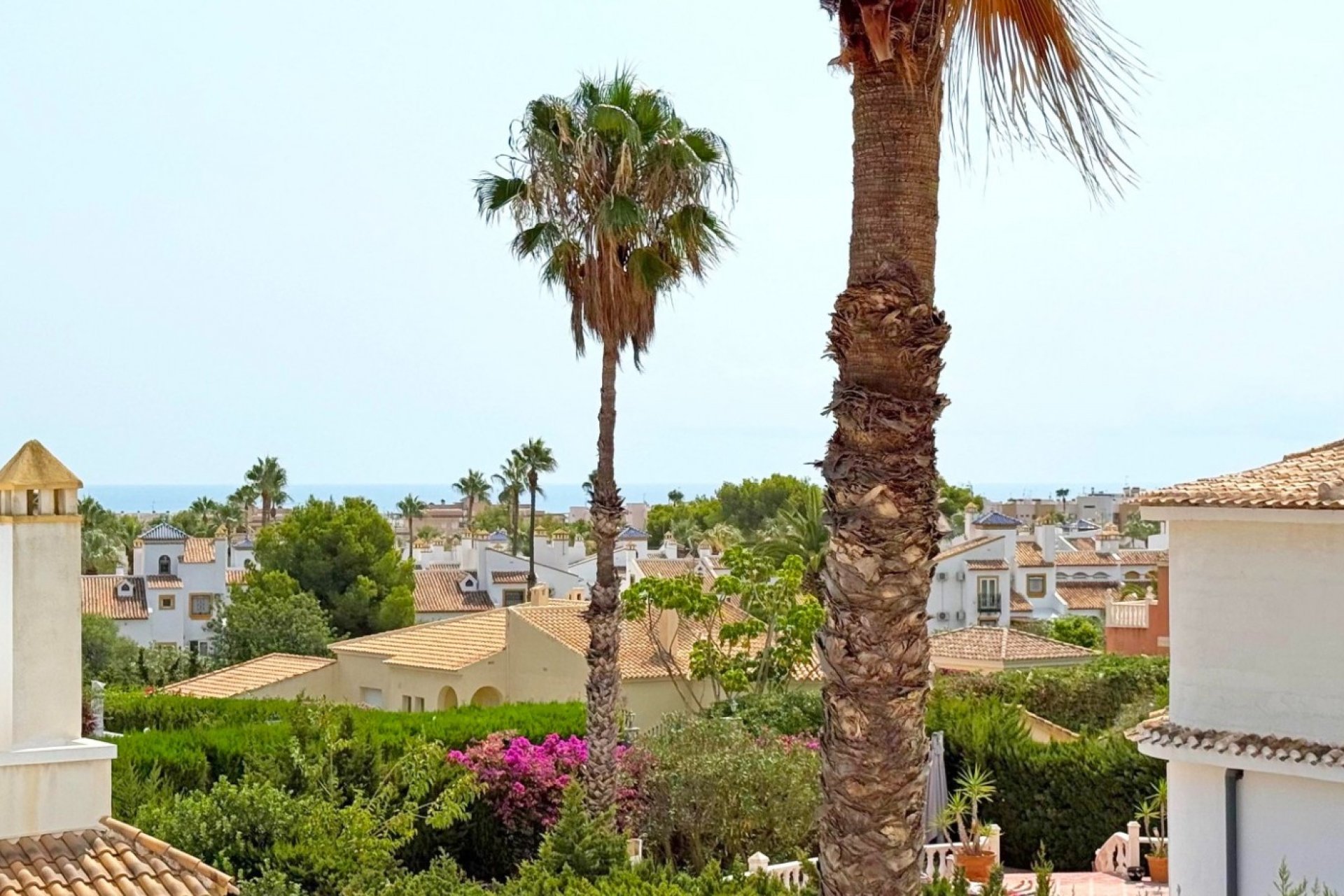 Resale - Villa * - Orihuela Costa * - Villamartín * 