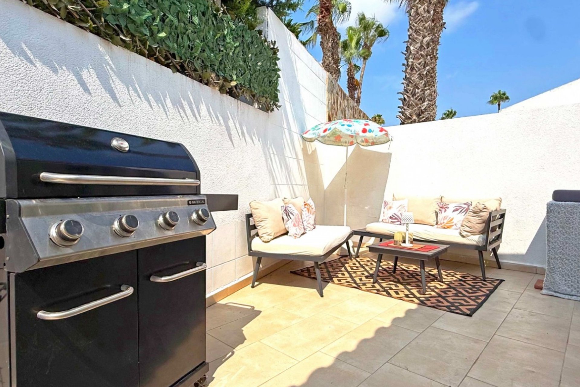 Resale - Villa * - Orihuela Costa * - Villamartín * 