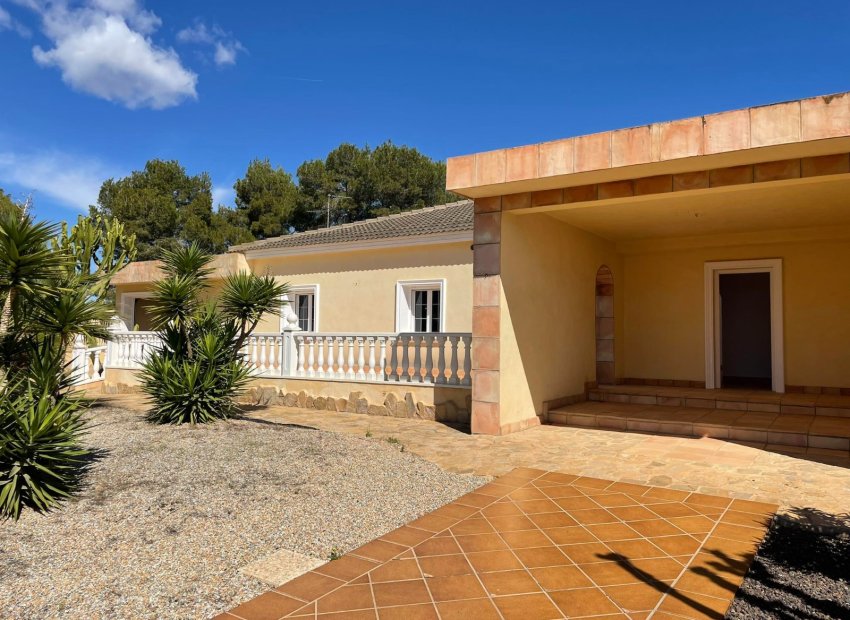 Resale - Villa - Orihuela Costa - Villamartín