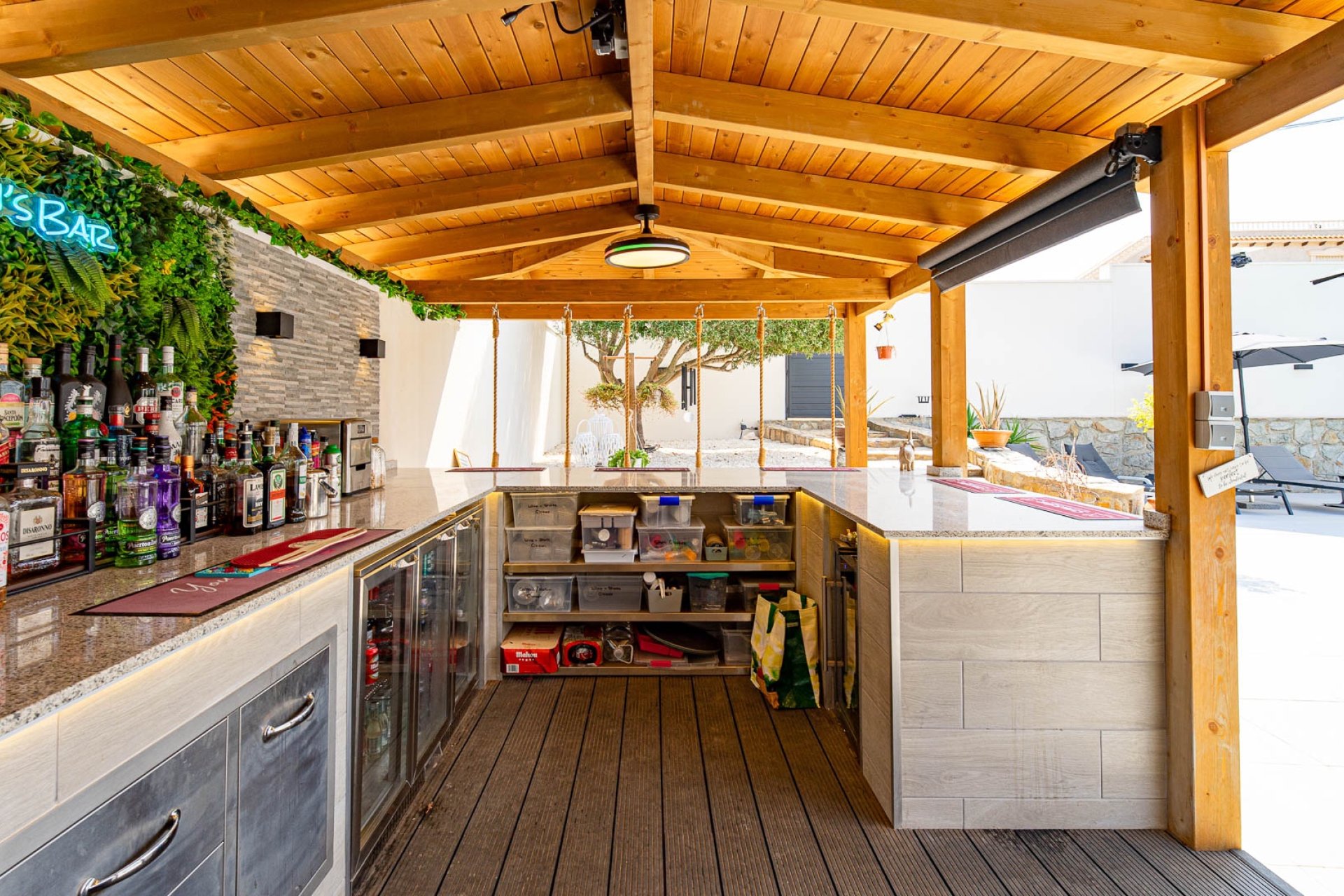 Resale - Villa * - Orihuela Costa * - Villamartin