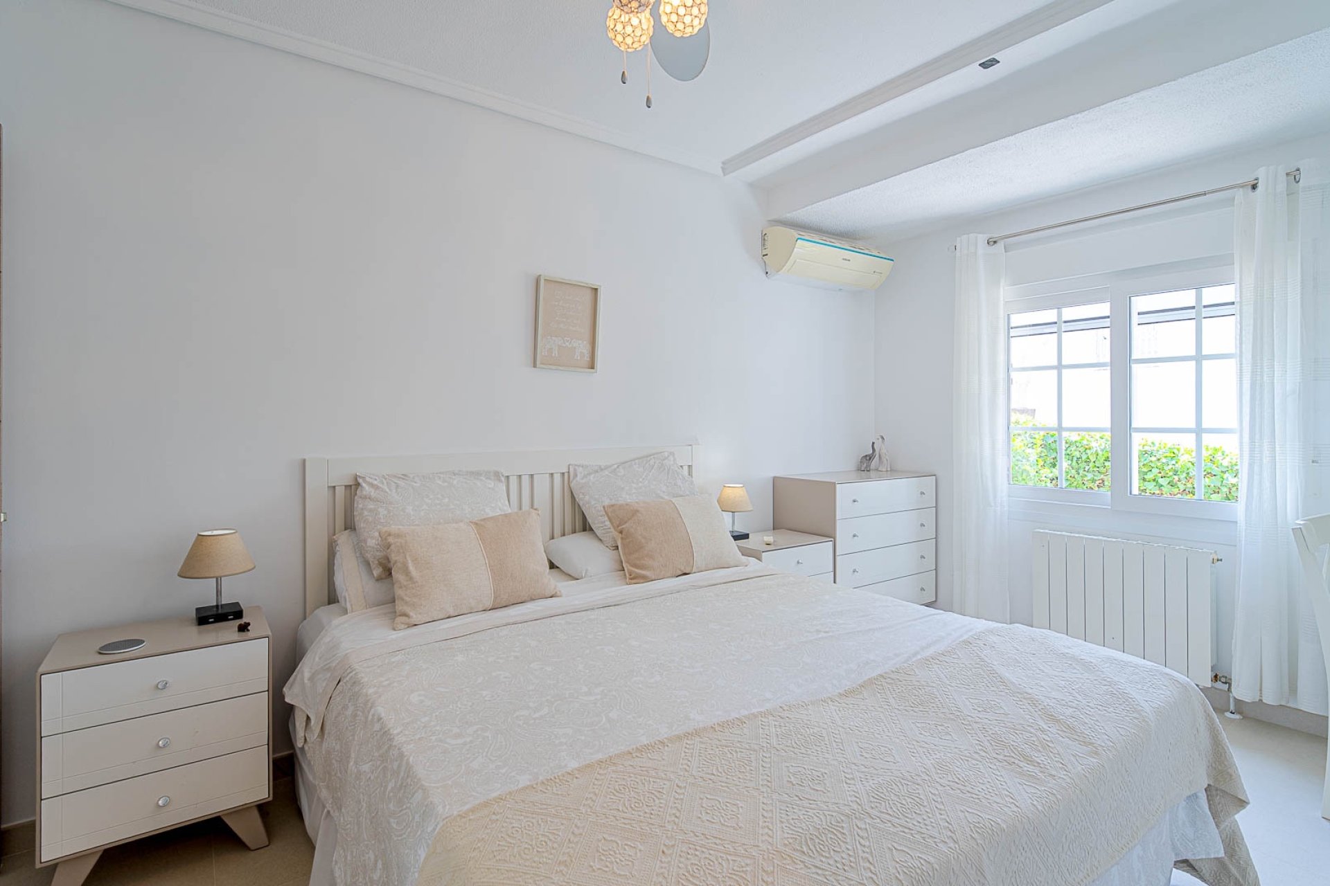 Resale - Villa * - Orihuela Costa * - Villamartin