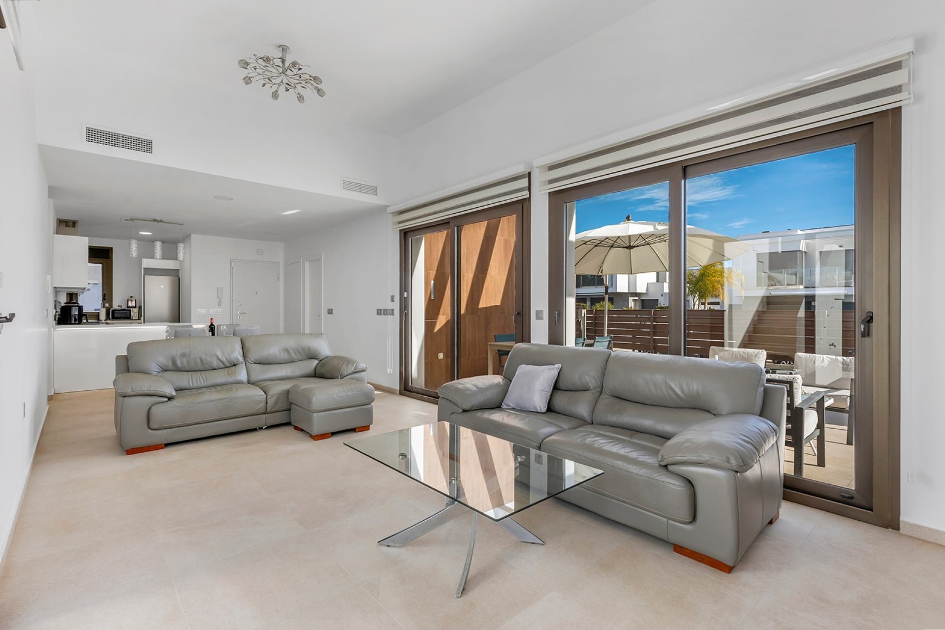 Resale - Villa * - Orihuela Costa * - Vistabella Golf