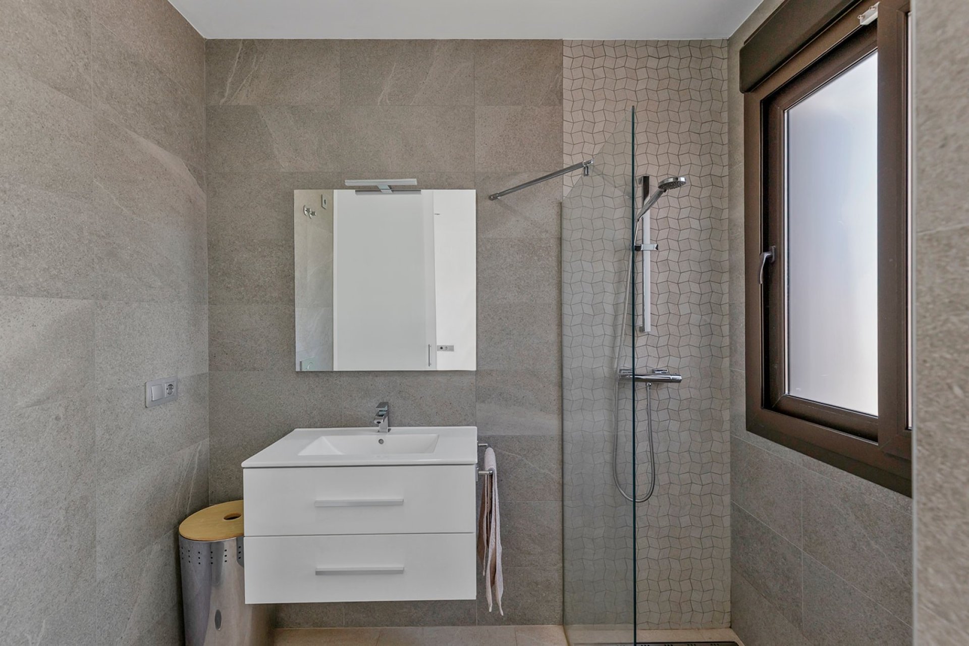 Resale - Villa * - Orihuela Costa * - Vistabella Golf