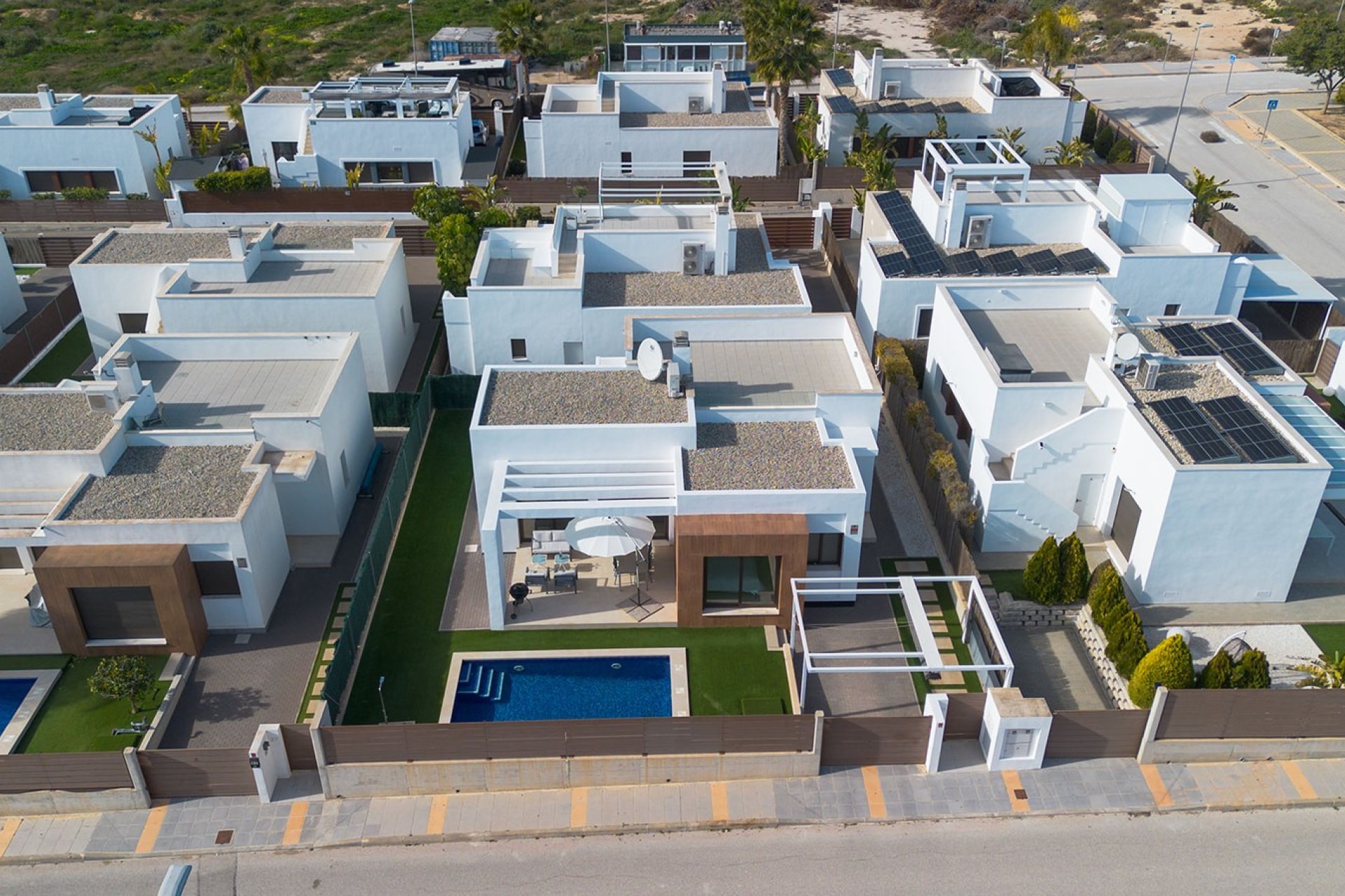 Resale - Villa * - Orihuela Costa * - Vistabella Golf