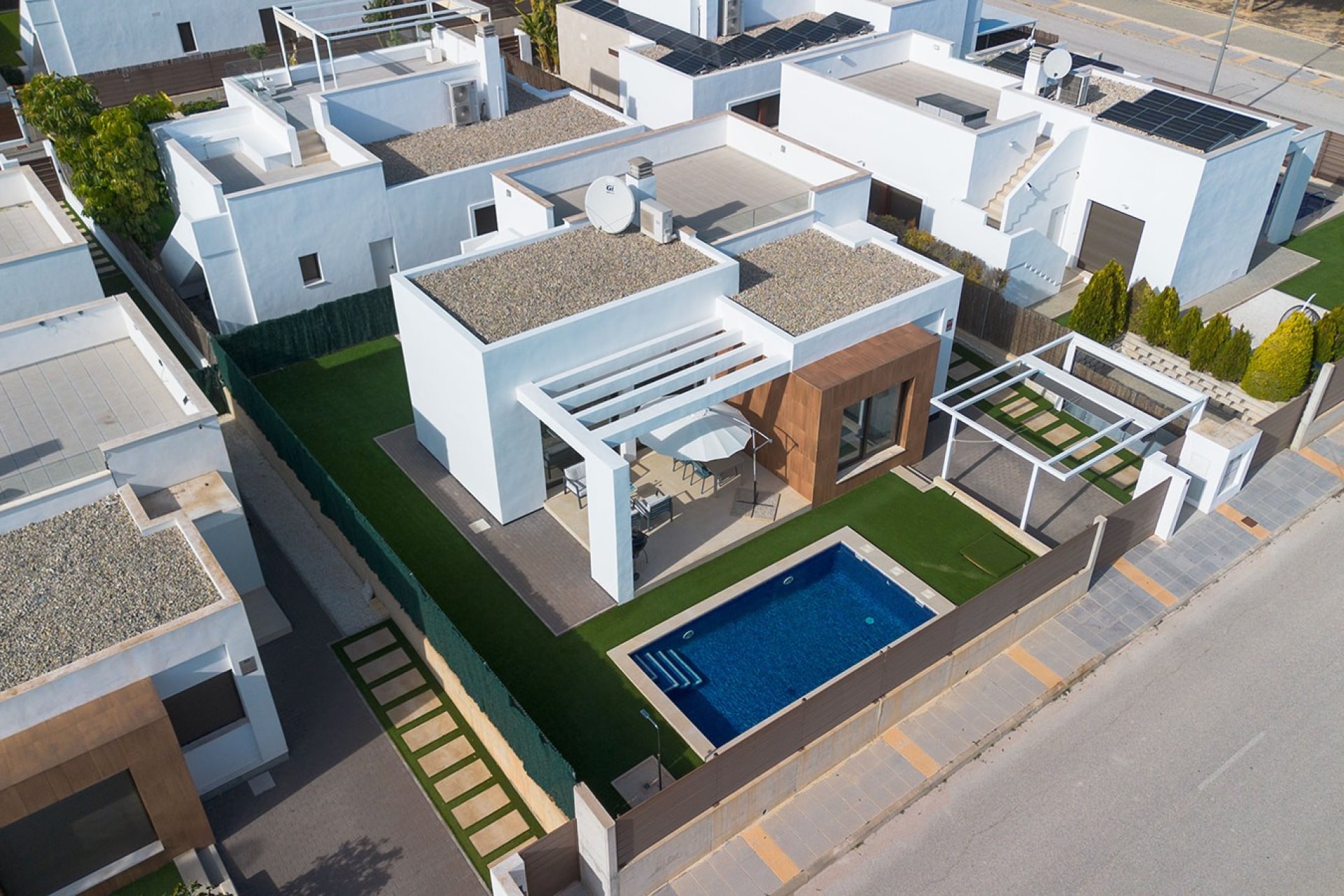 Resale - Villa * - Orihuela Costa * - Vistabella Golf