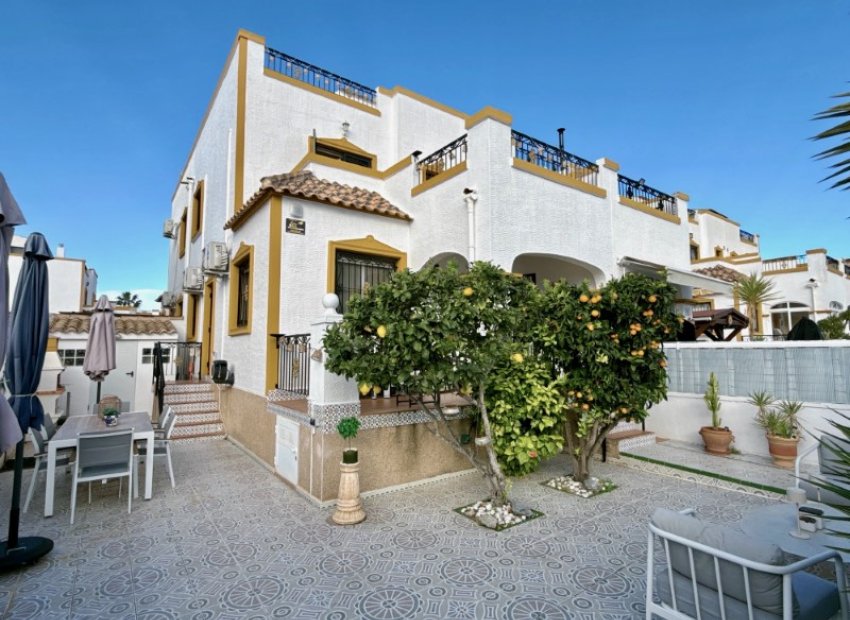 Resale - Villa * - Orihuela * - Desamparados - Hurchillo - Torremendo
