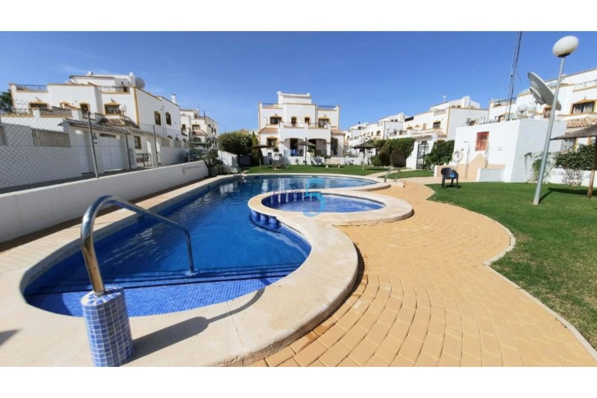 Resale - Villa * - Orihuela * - Desamparados - Hurchillo - Torremendo