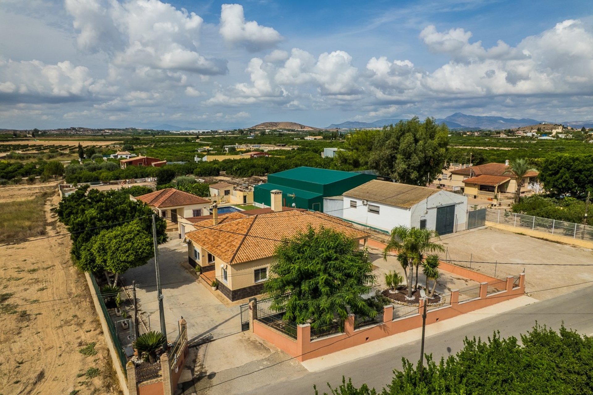 Resale - Villa * - Orihuela * - La Matanza *