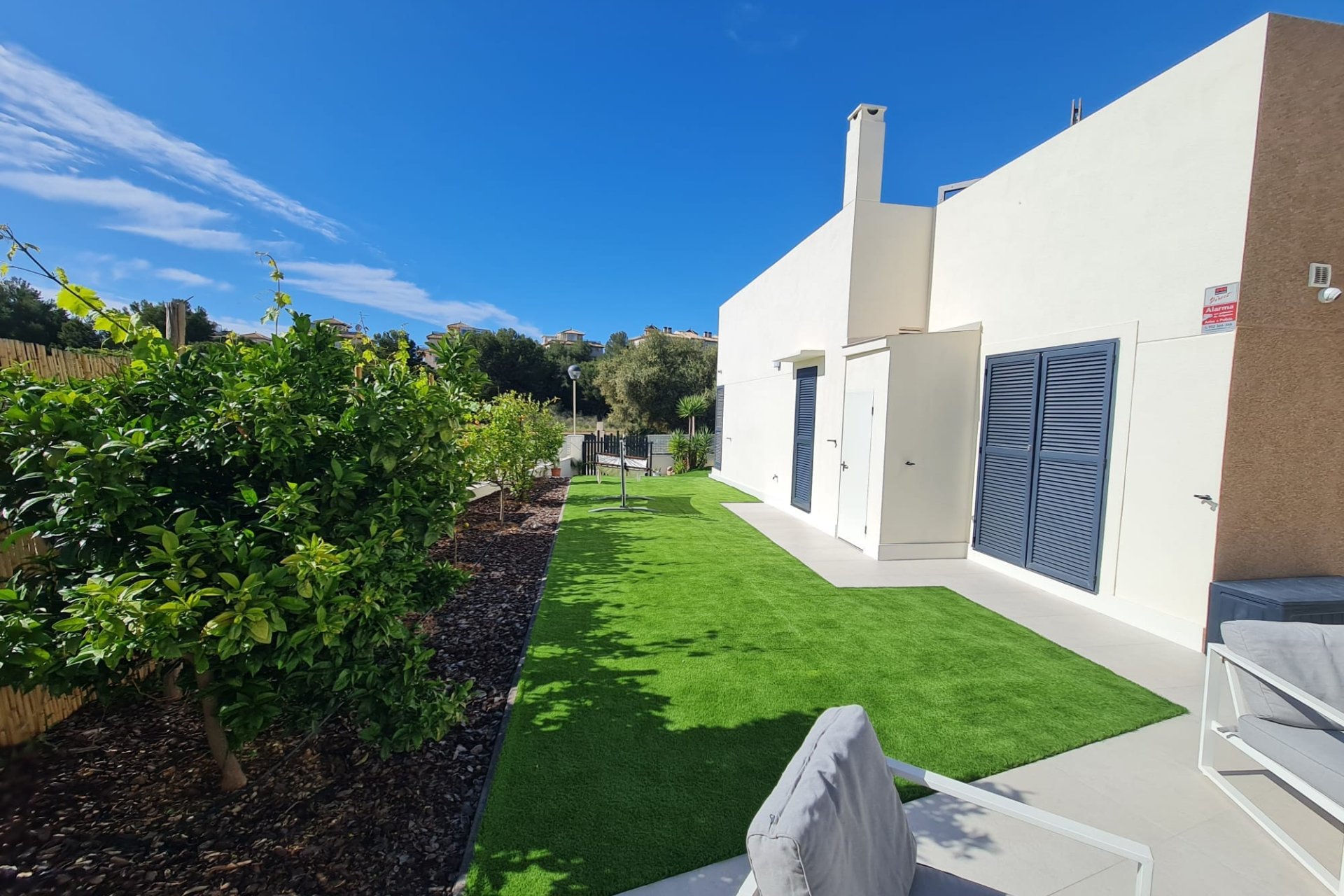 Resale - Villa * - Orihuela - La Zenia *