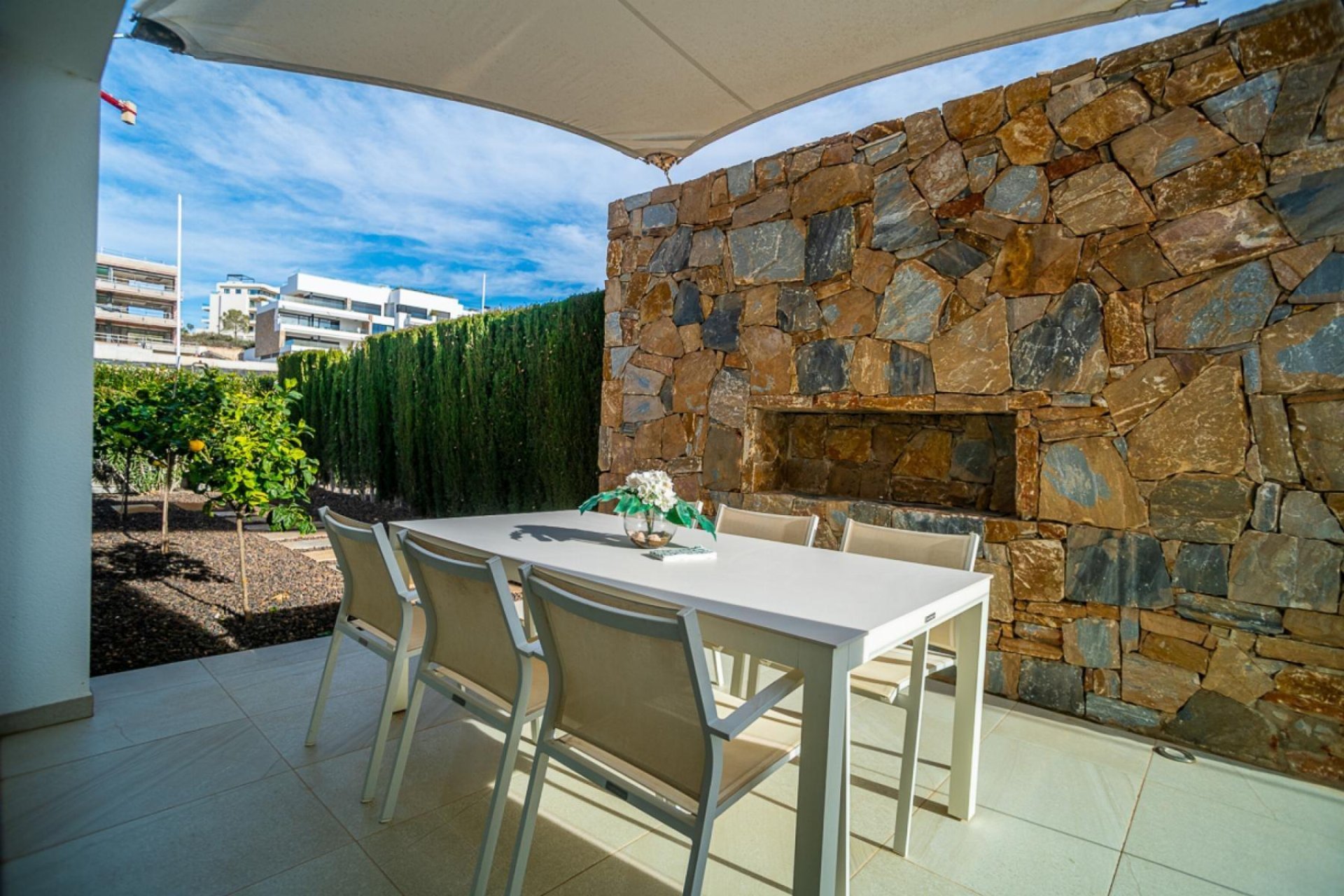 Resale - Villa * - Orihuela * - Las Colinas Golf Resort *