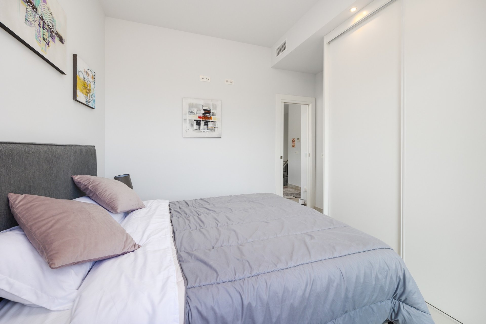 Resale - Villa * - Orihuela * - Lomas de Cabo Roig *