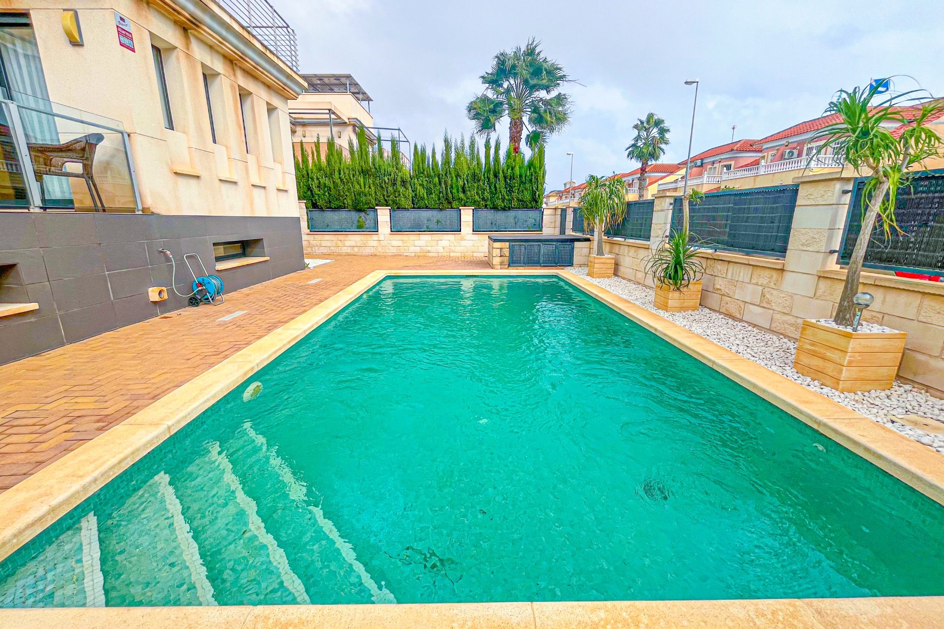 Resale - Villa - Orihuela - Orihuela Costa