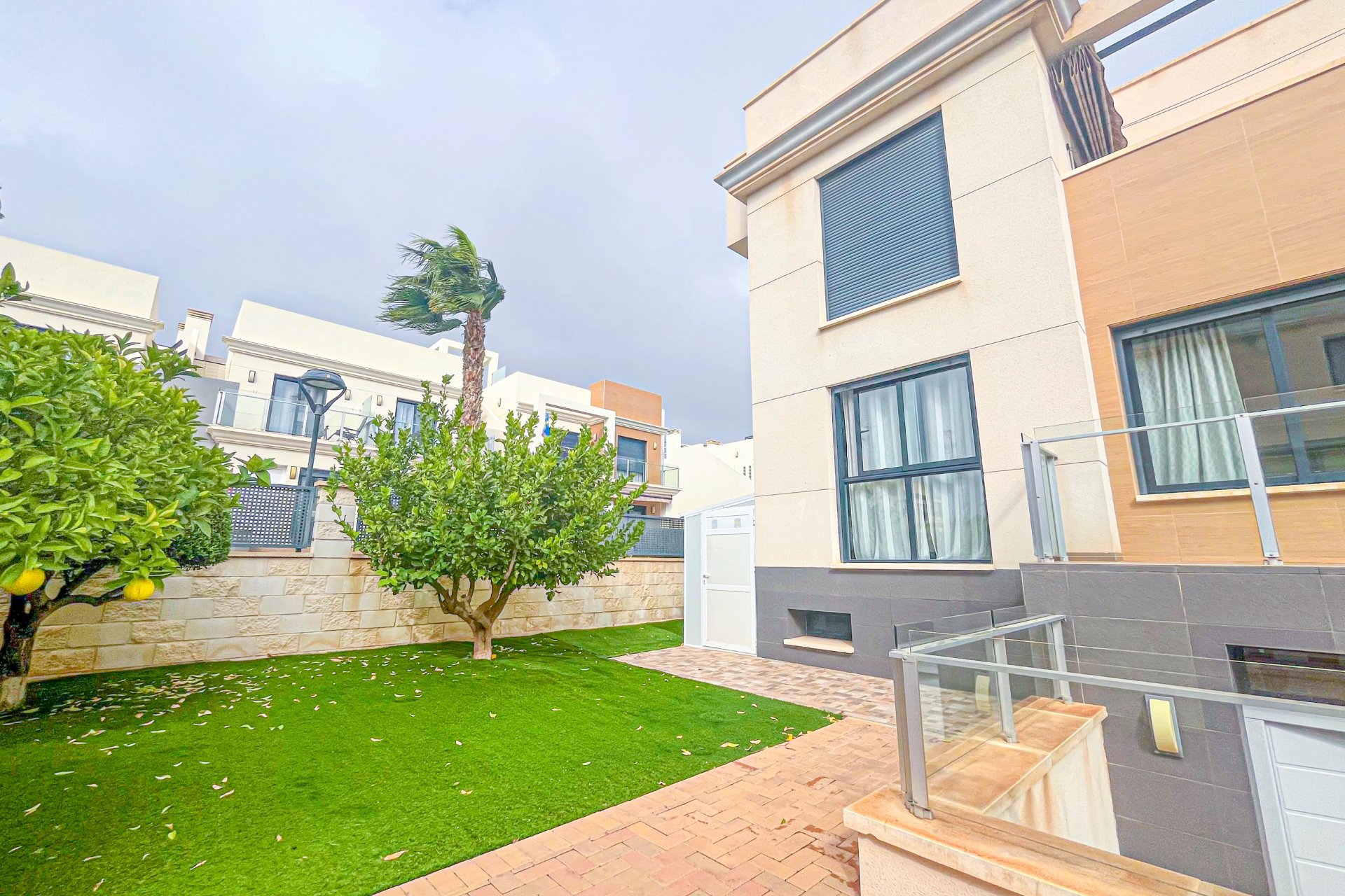 Resale - Villa - Orihuela - Orihuela Costa