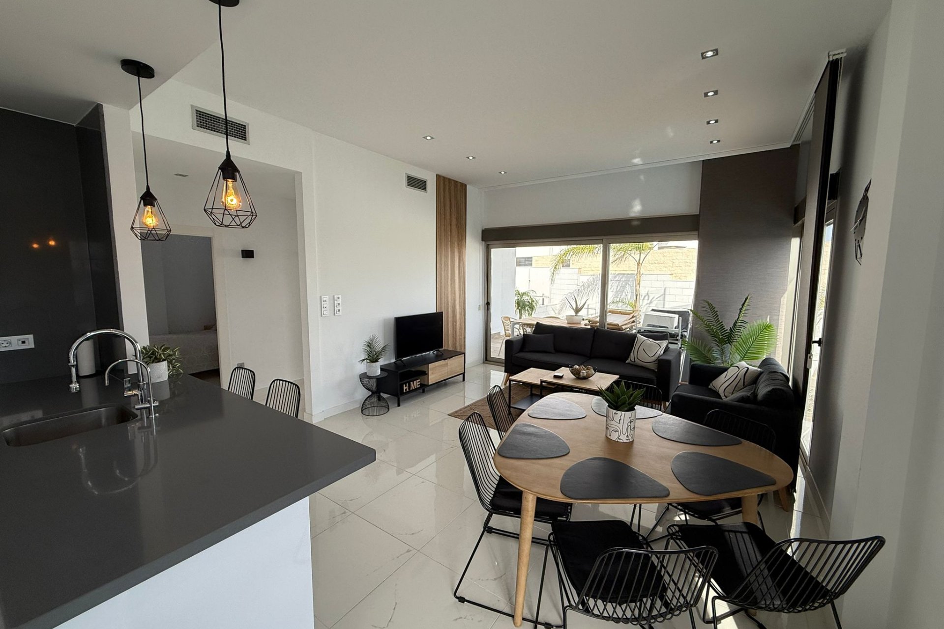 Resale - Villa * - Orihuela - Orihuela Costa