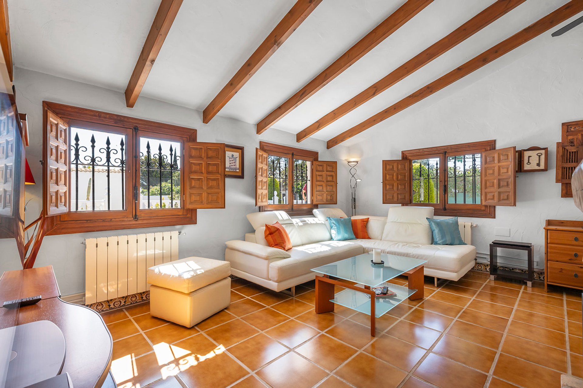 Resale - Villa * - Orihuela * - Orihuela Costa *