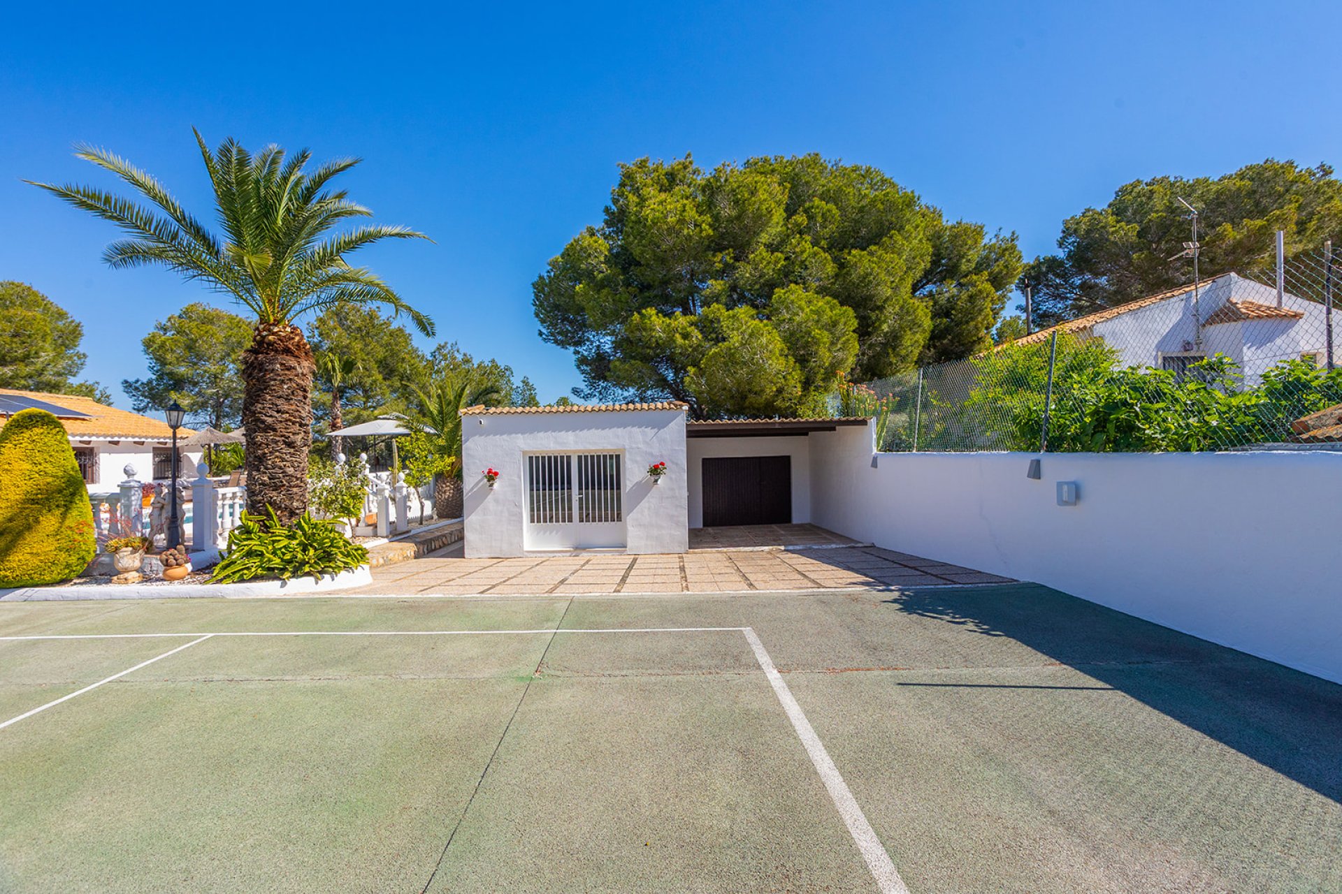 Resale - Villa * - Orihuela * - Orihuela Costa *