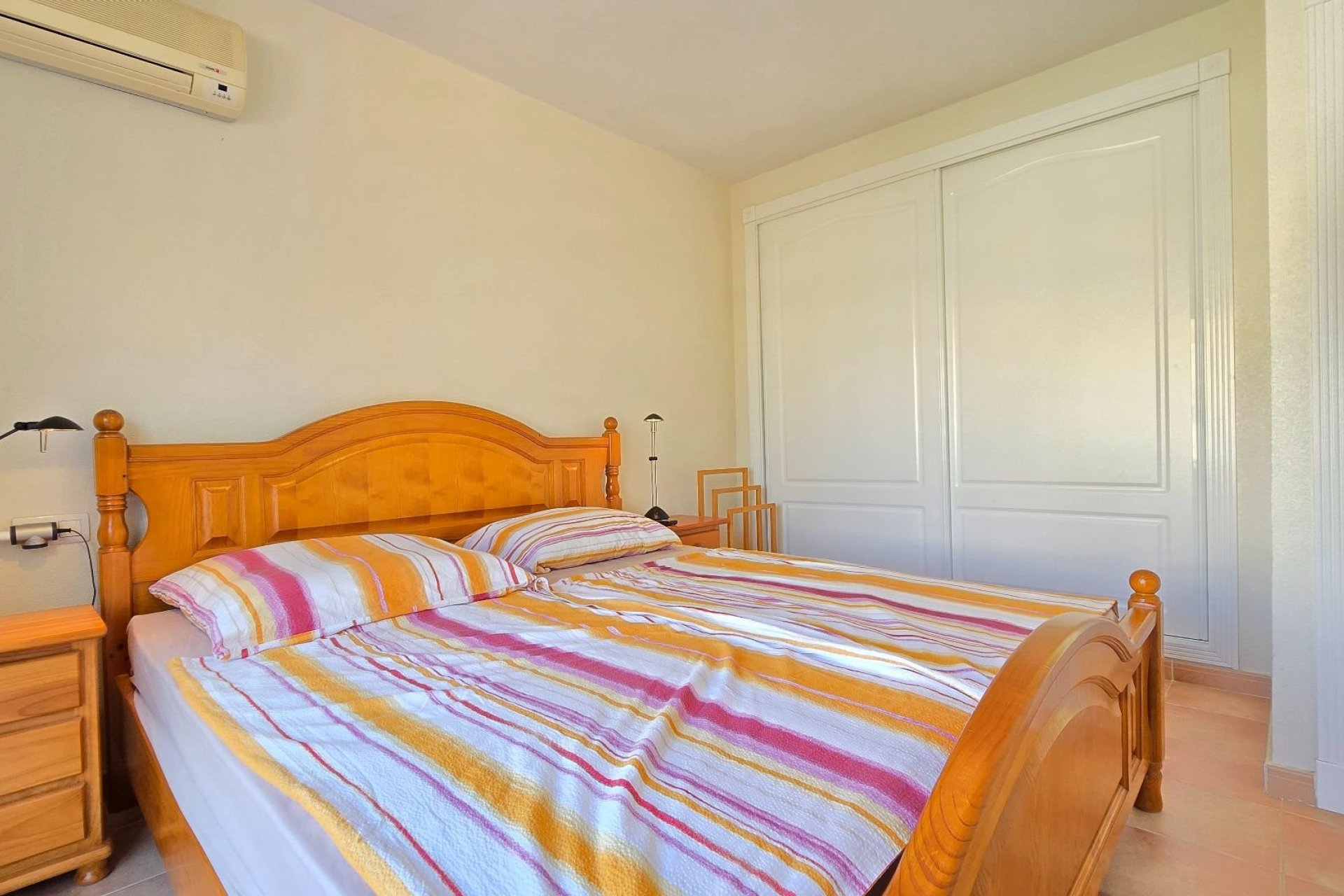 Resale - Villa * - Orihuela * - Orihuela