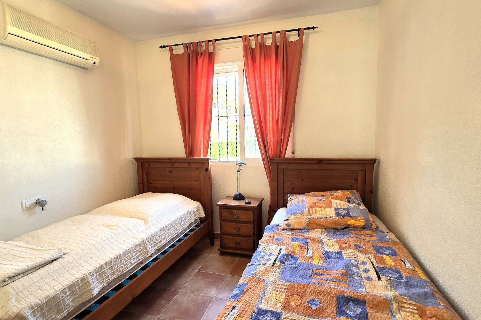 Resale - Villa * - Orihuela * - Orihuela