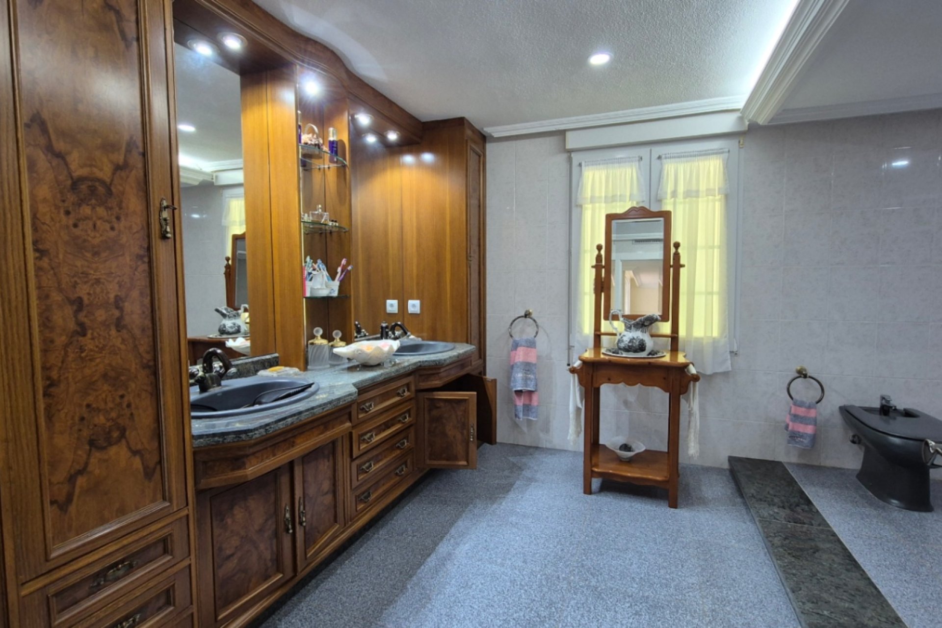 Resale - Villa * - Orihuela - Orihuela *