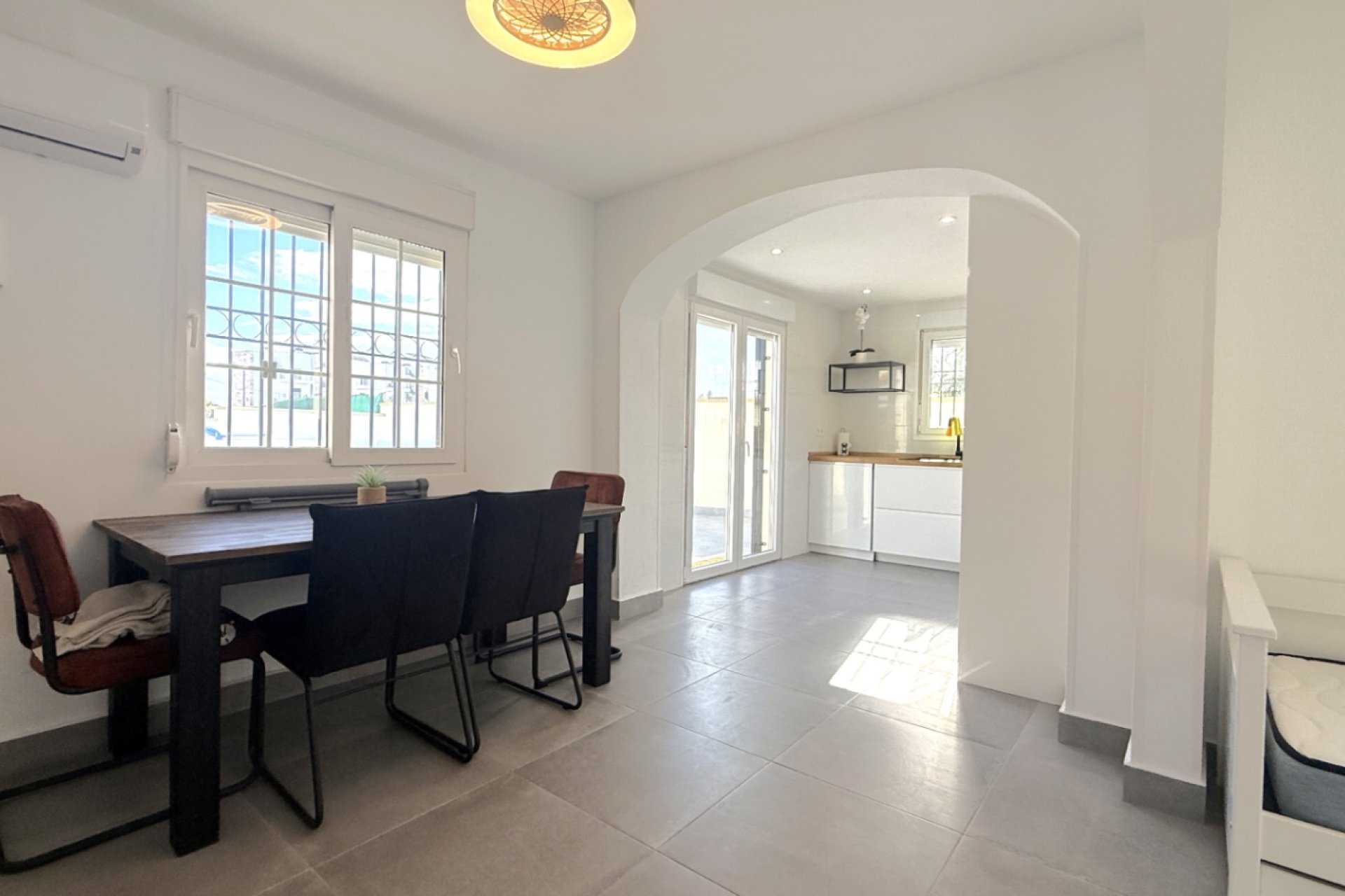 Resale - Villa * - Orihuela - Orihuela *