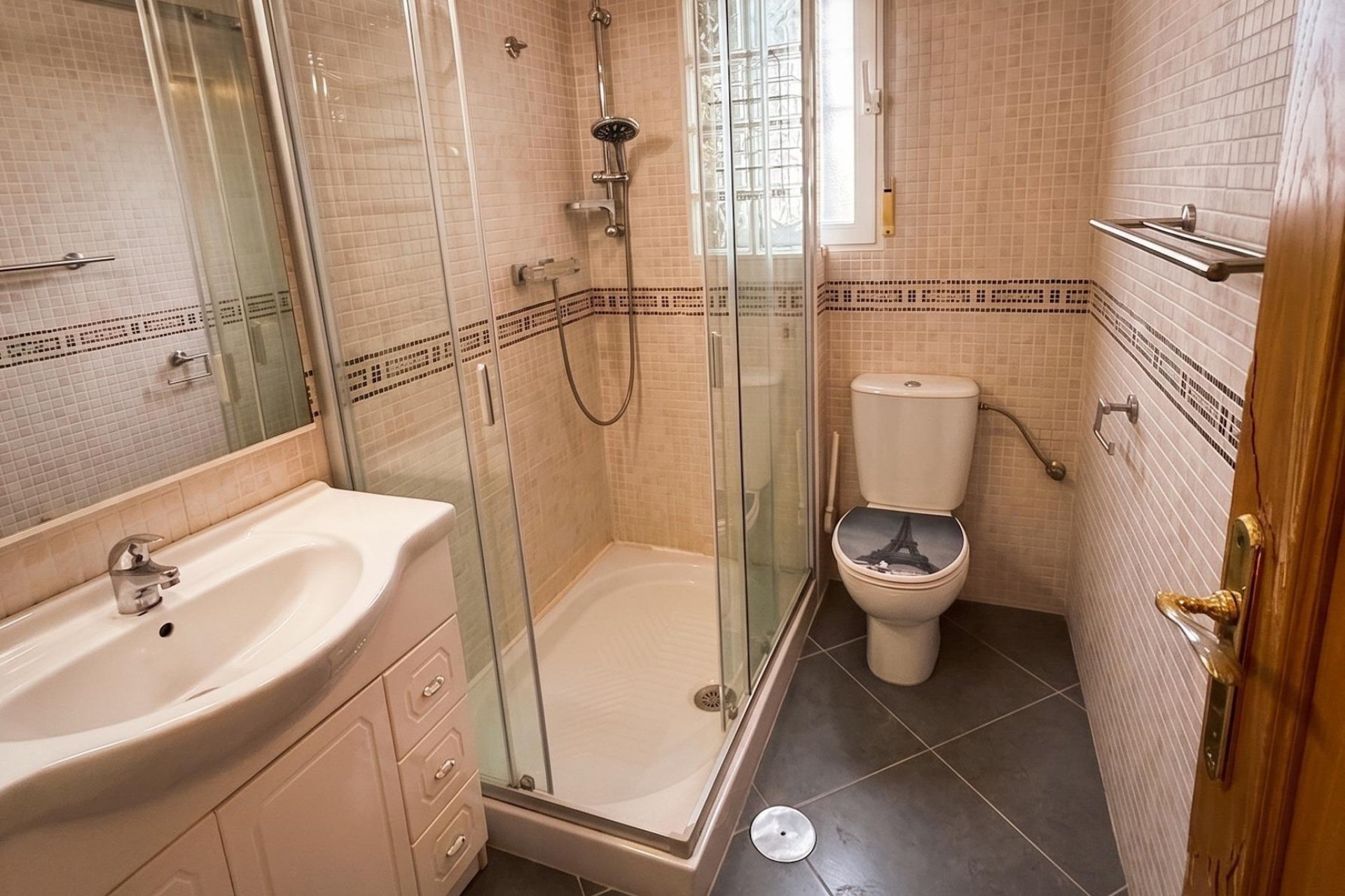 Resale - Villa * - Orihuela * - Urbanización Perla del Mar