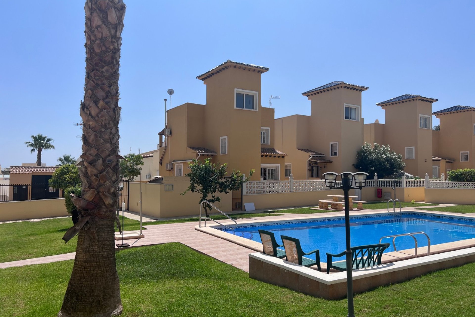 Resale - Villa - Orihuela - Villamartin