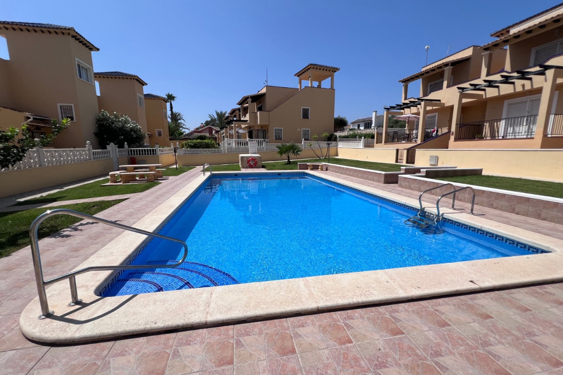 Resale - Villa - Orihuela - Villamartin