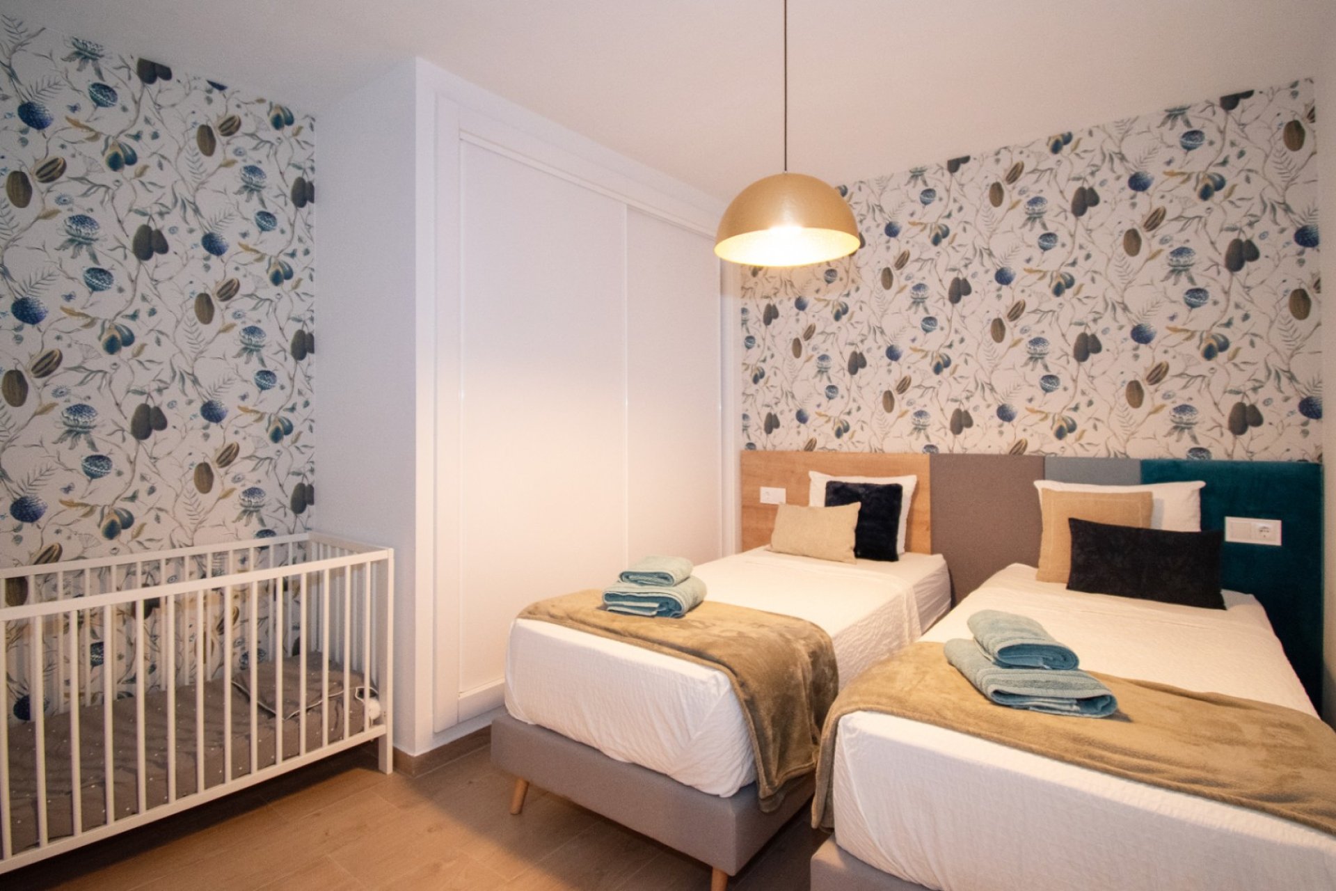 Resale - Villa * - Orihuela - Villamartin