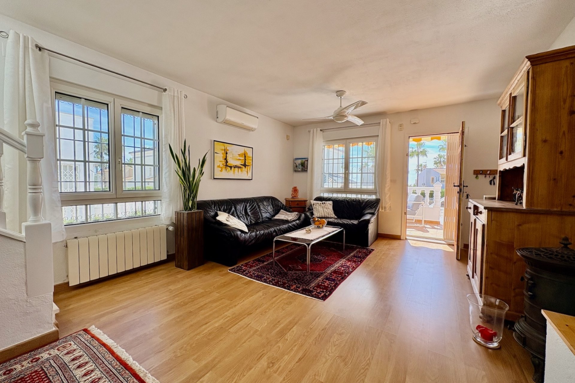 Resale - Villa * - Orihuela * - Villamartín * 