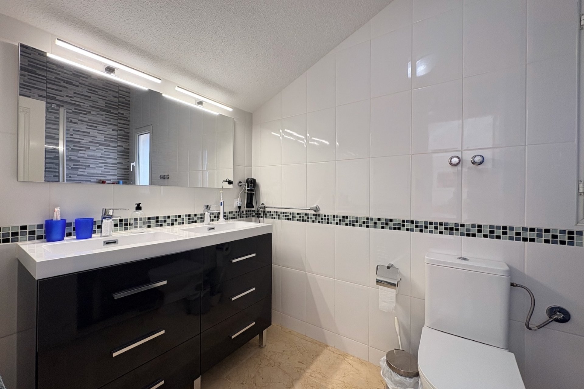 Resale - Villa * - Orihuela * - Villamartín * 