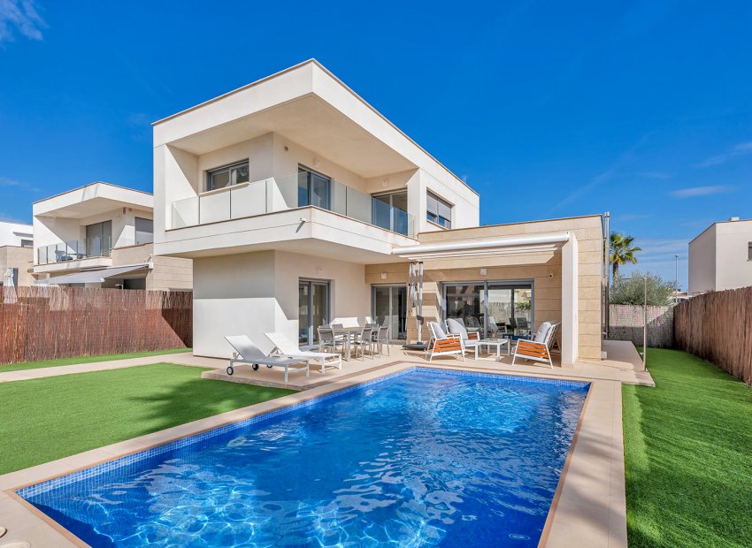 Resale - Villa - Orihuela - Vistabella Golf