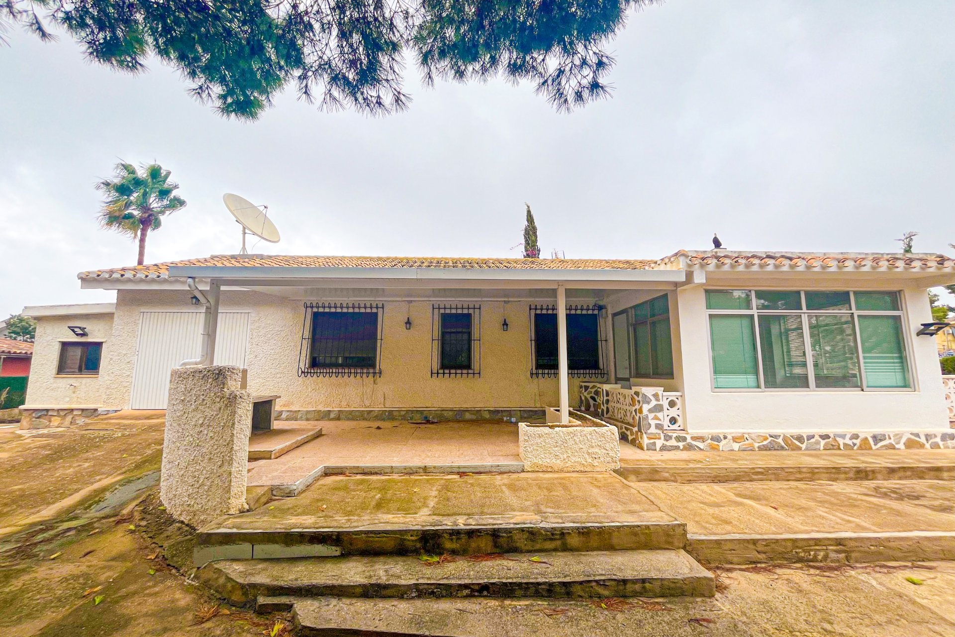 Resale - Villa - Orihuela