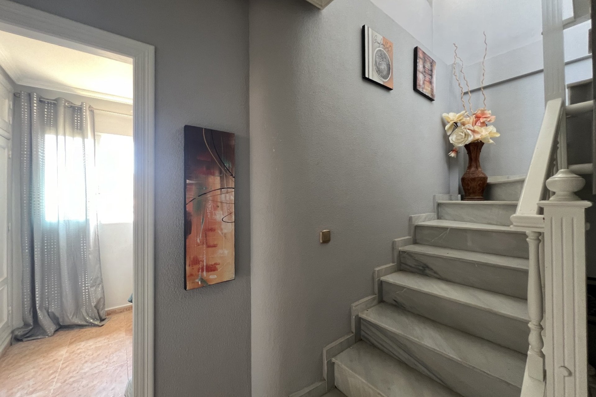 Resale - Villa * - Orihuela *