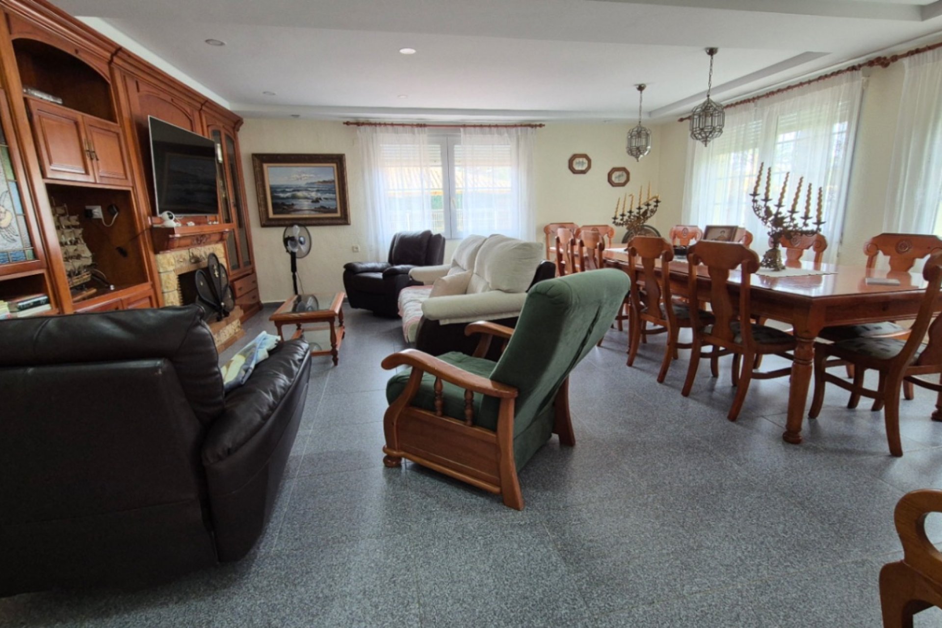 Resale - Villa * - Orihuela *