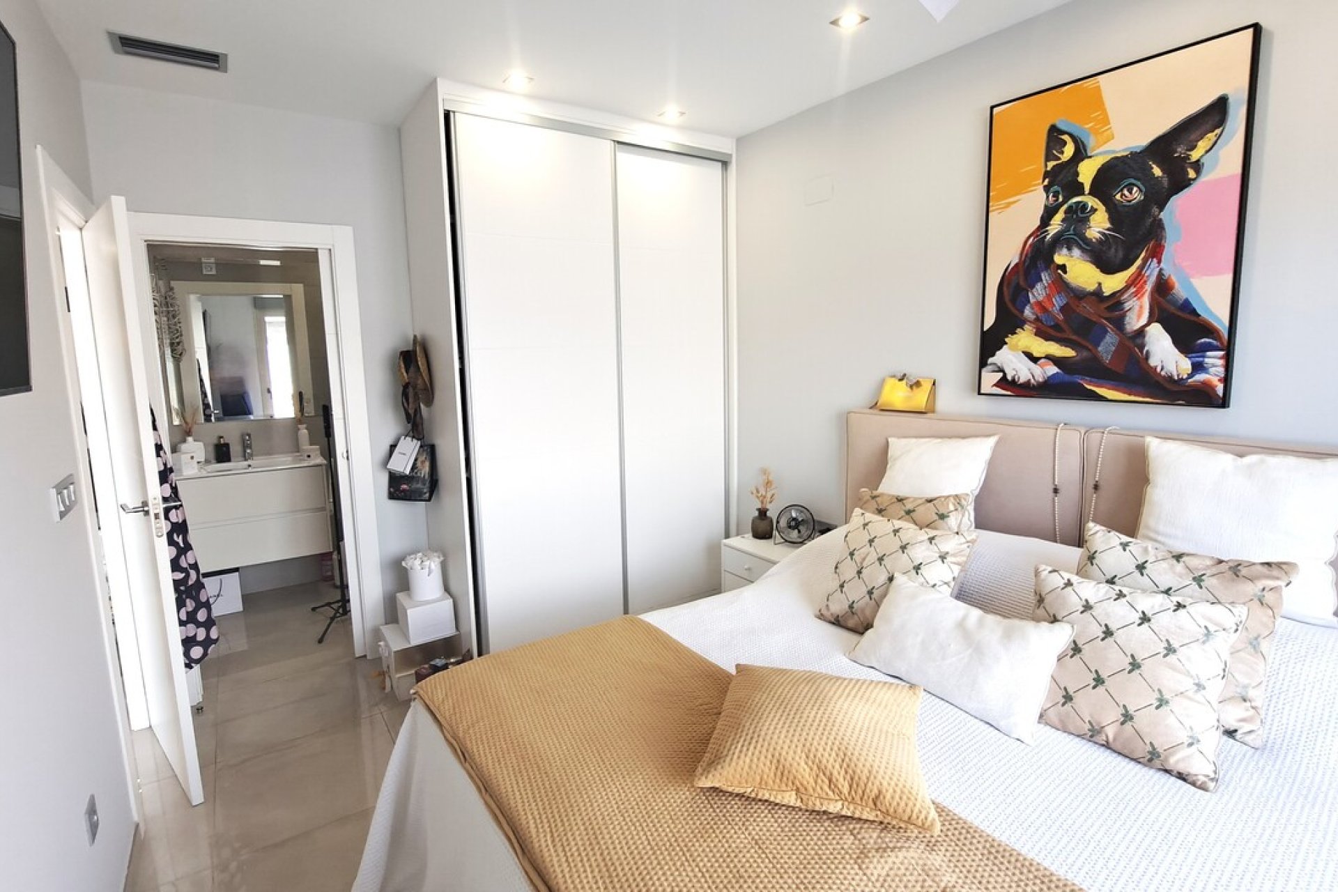 Resale - Villa * - Pau 26 - Villamartín * 