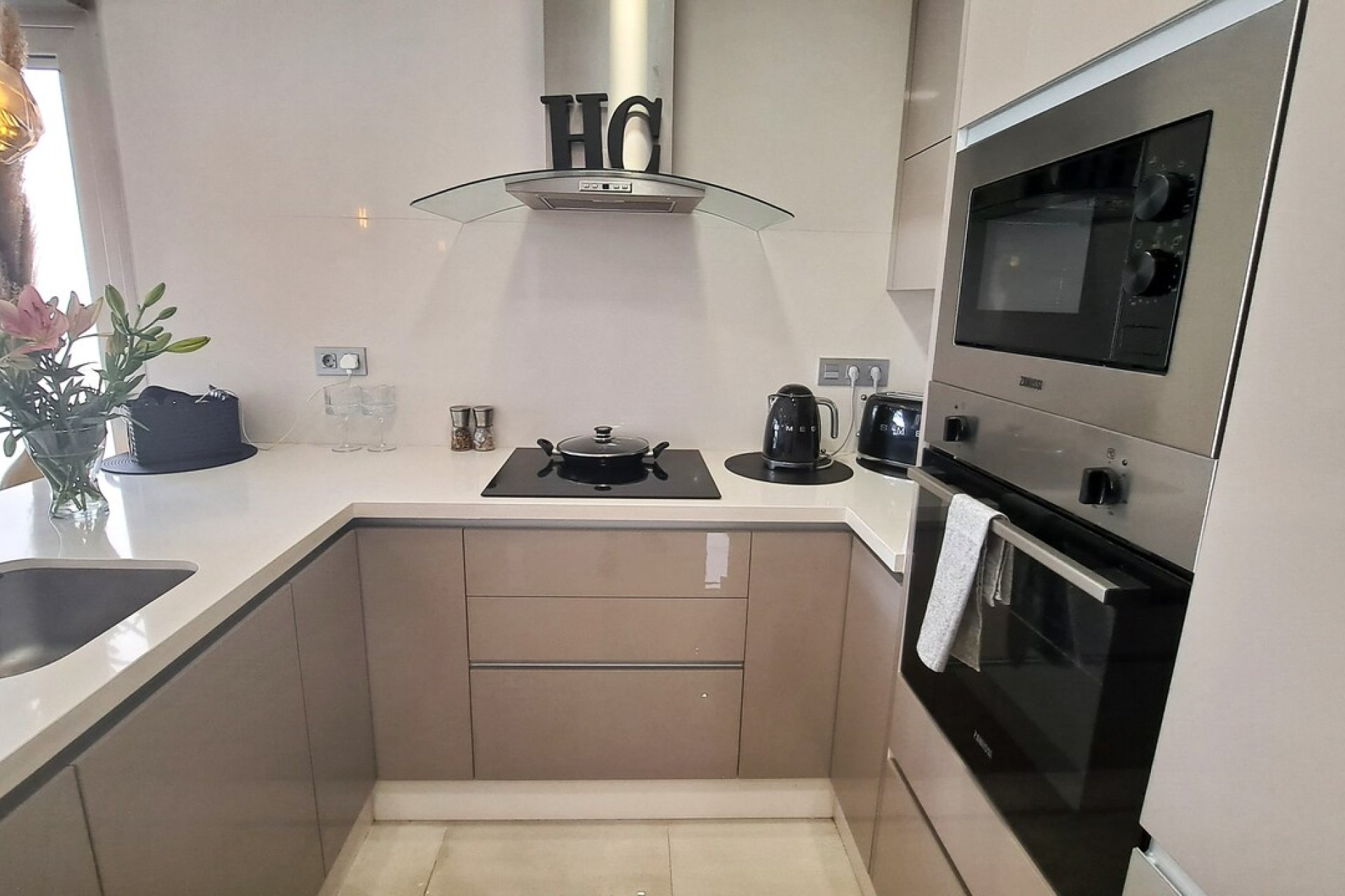 Resale - Villa * - Pau 26 - Villamartín * 