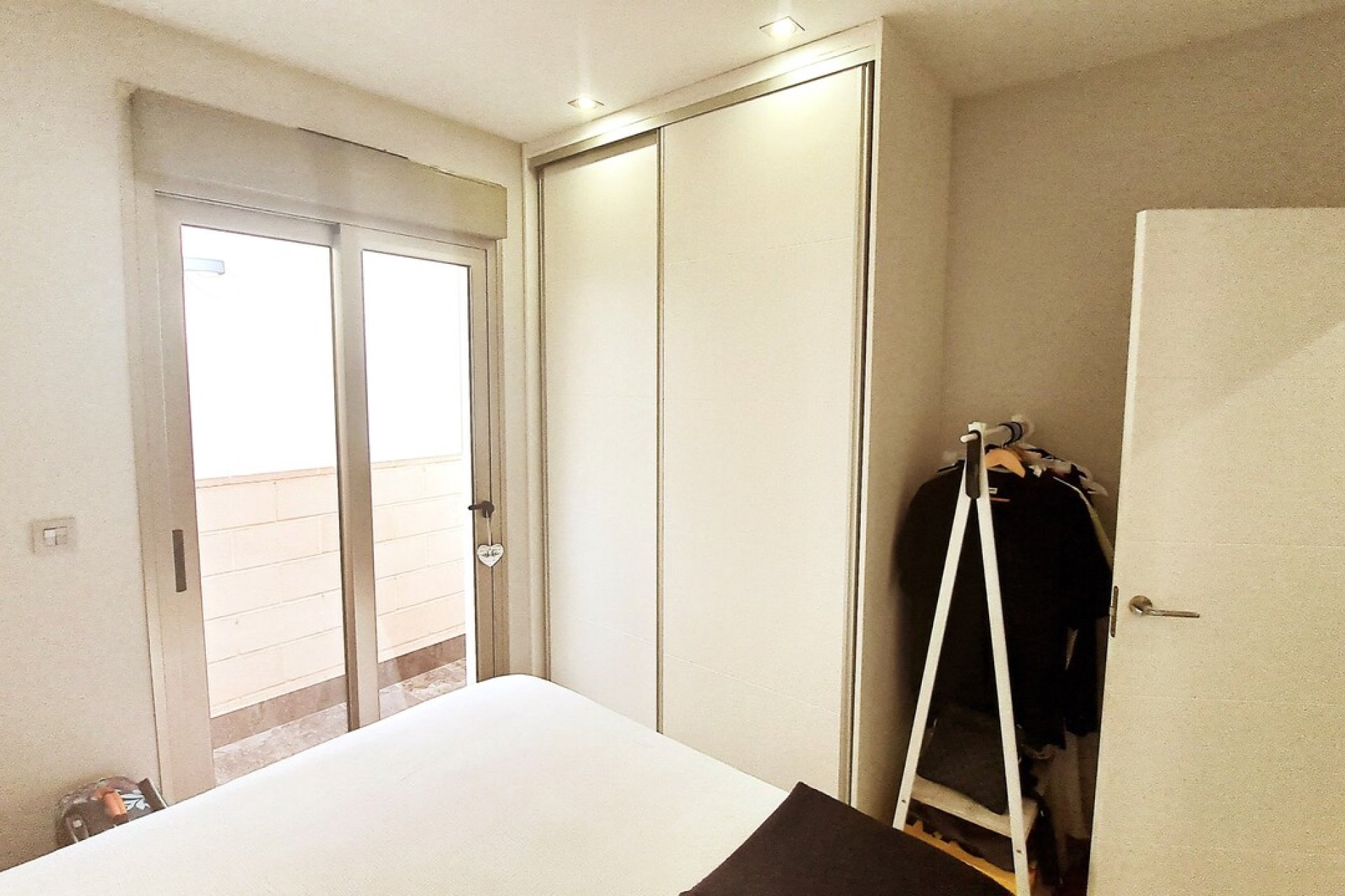 Resale - Villa * - Pau 26 - Villamartín * 