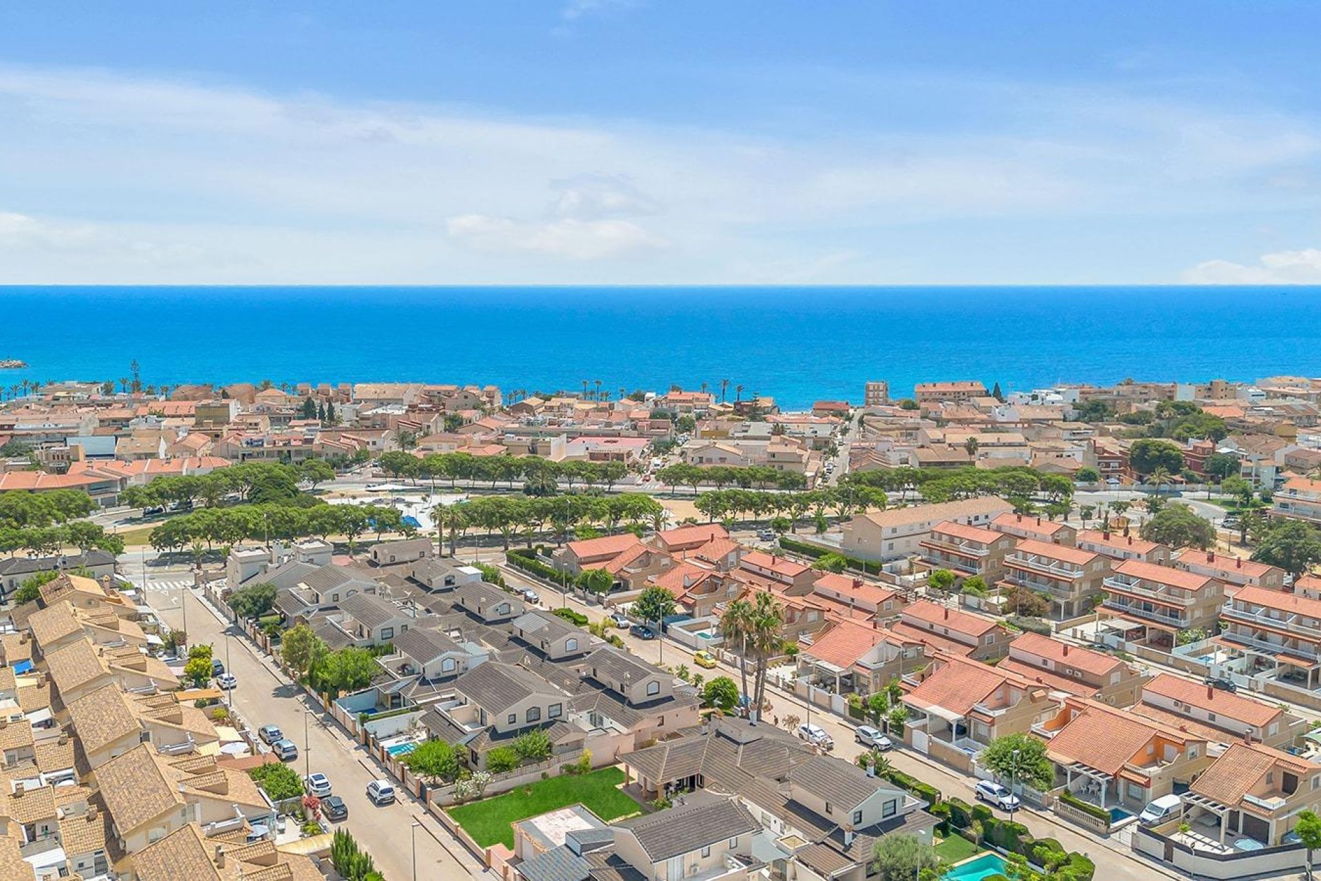 Resale - Villa * - Pilar de la Horadada * - La Torre de la Horadada