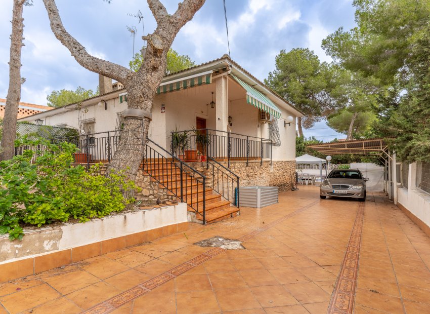 Resale - Villa * - Pilar de la Horadada - Pinar de Campoverde