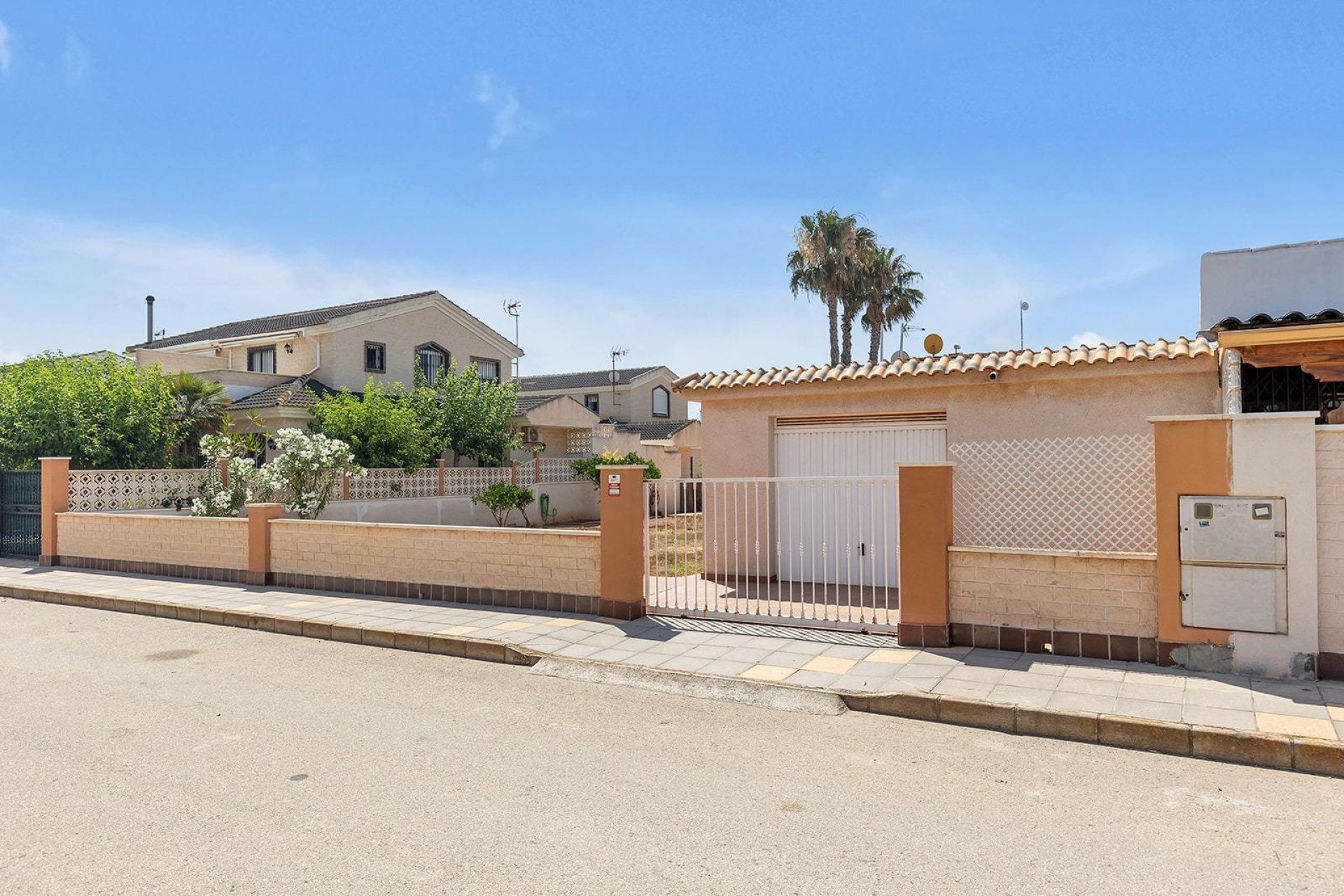 Resale - Villa * - Pilar de la Horadada * - Torre de la Horadada *