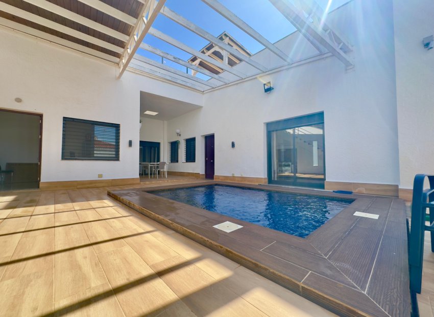 Resale - Villa * - Pilar de la Horadada * - Torre de la Horadada *