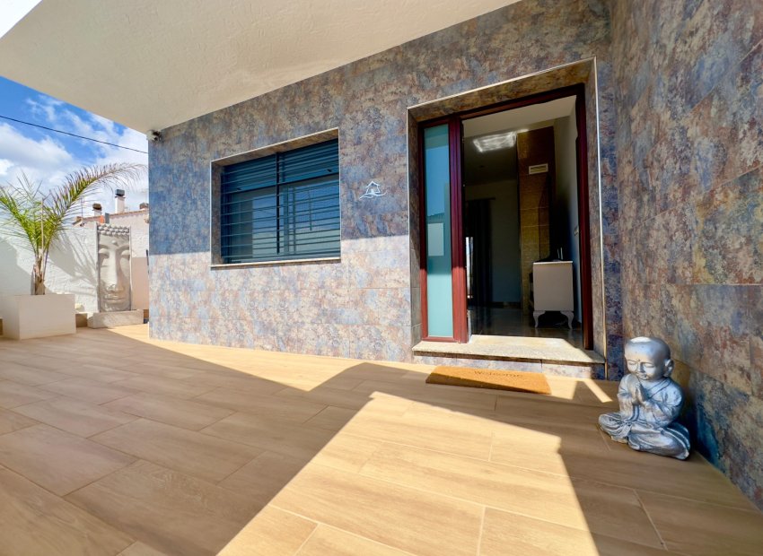 Resale - Villa * - Pilar de la Horadada * - Torre de la Horadada *