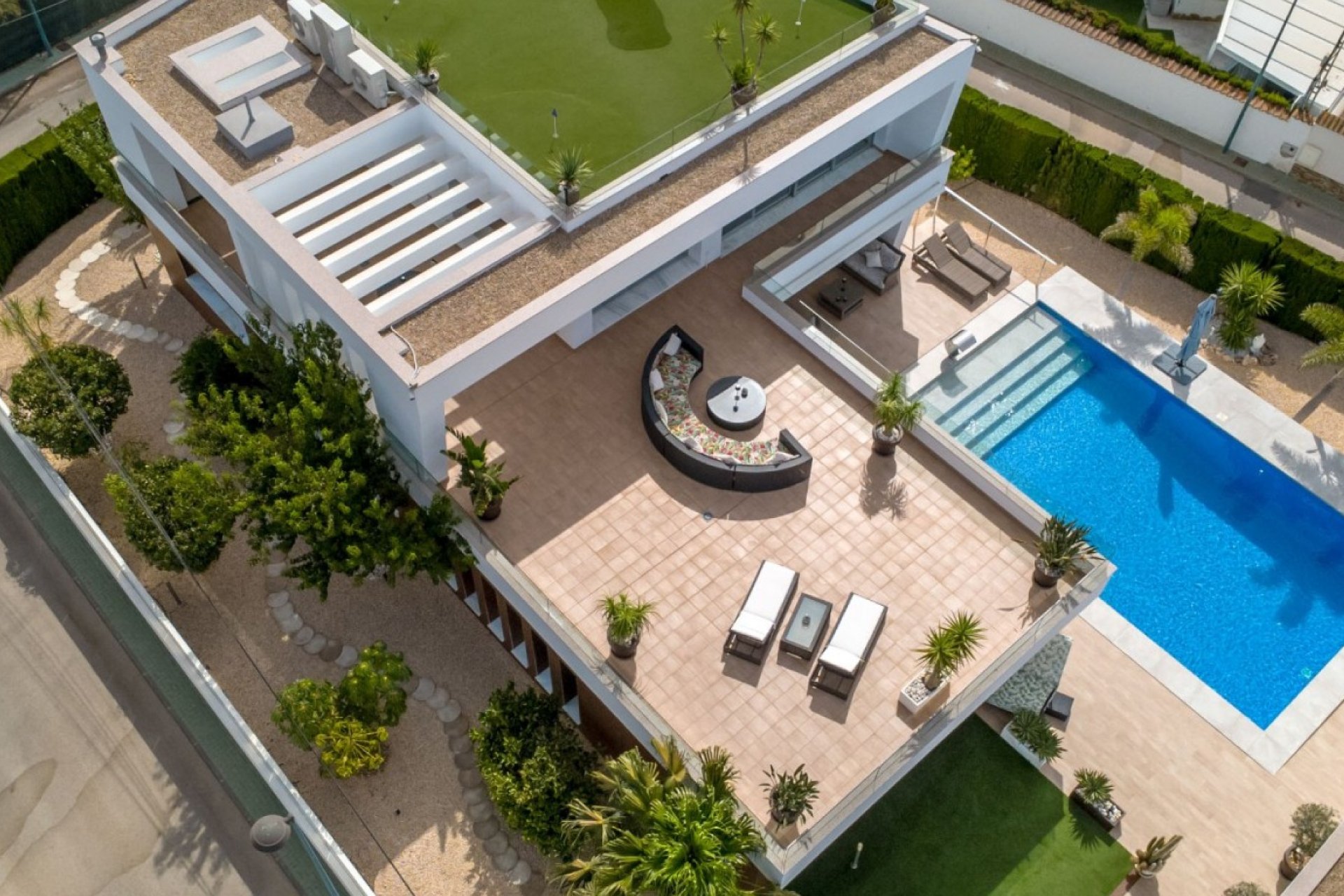 Resale - Villa * - Pinar de Campoverde