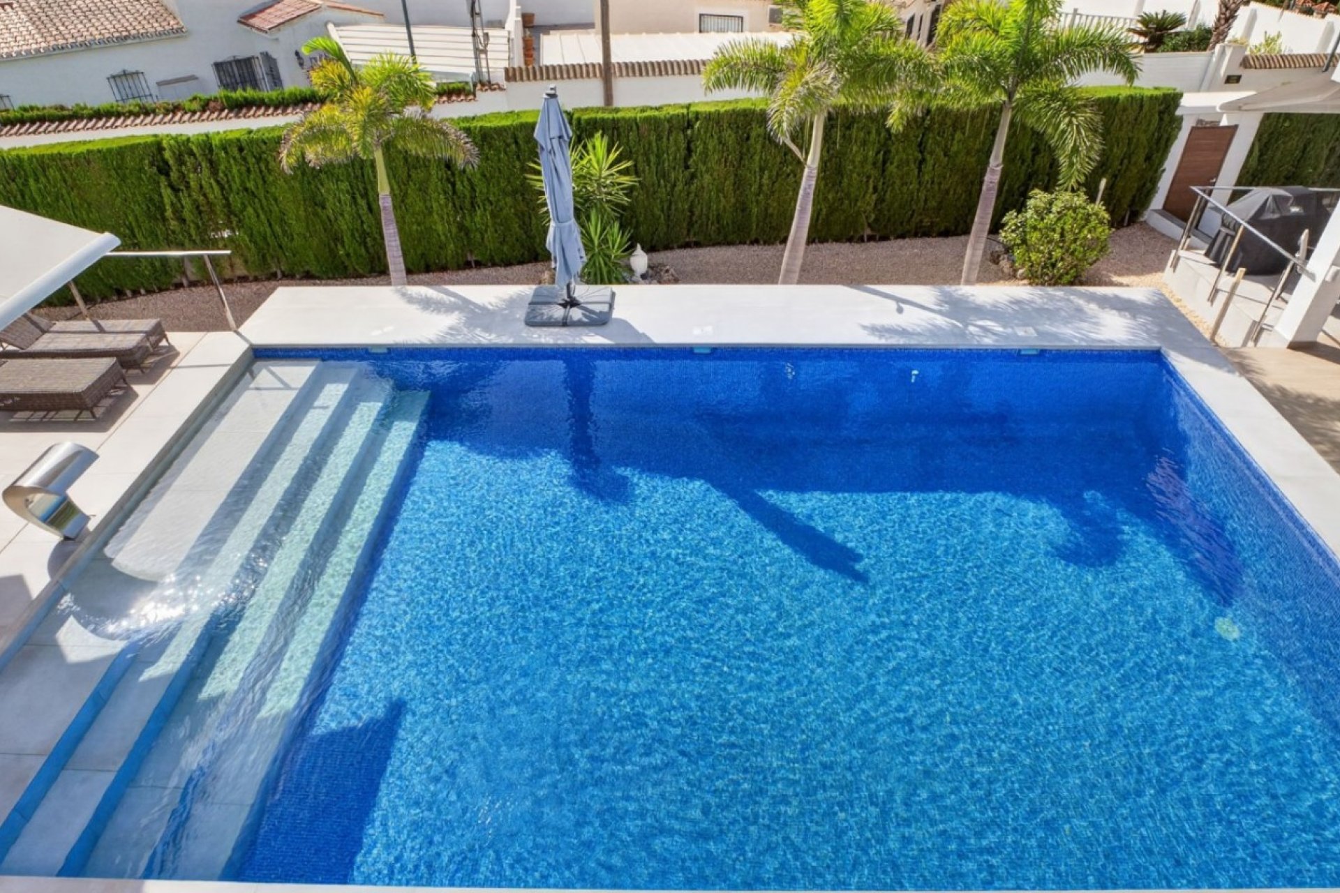 Resale - Villa * - Pinar de Campoverde